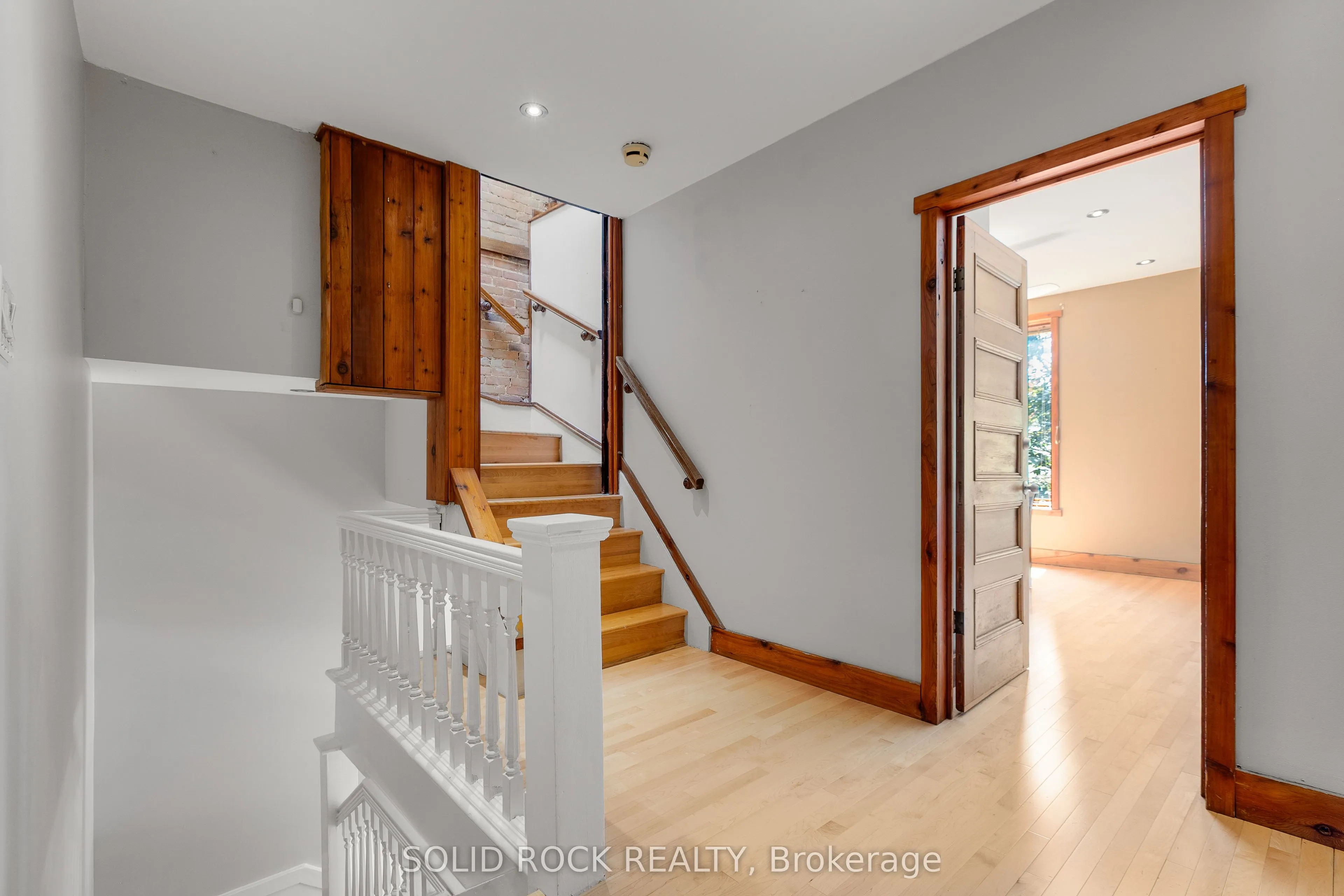 541 Besserer Street