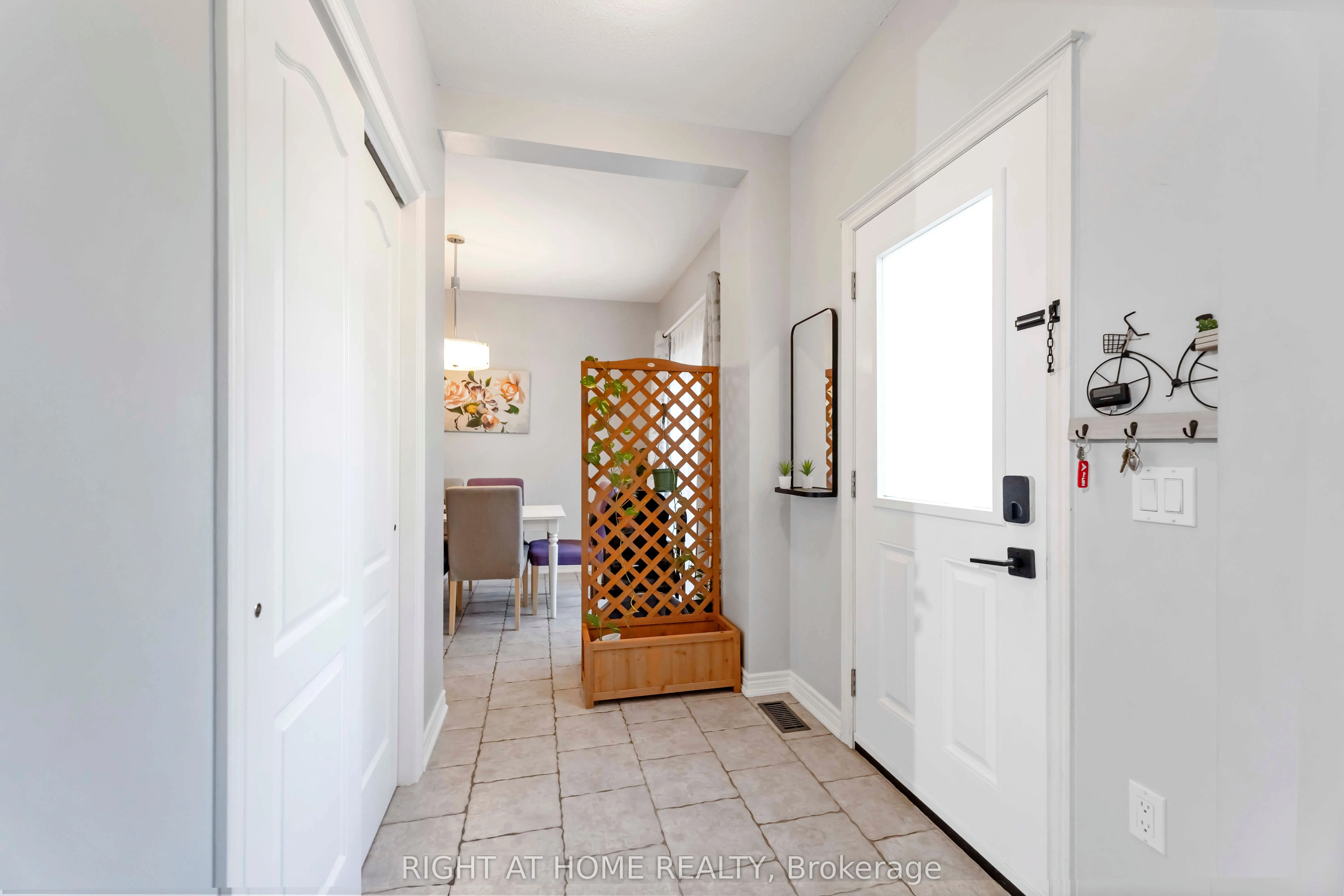 1085 Harrogate Drive, #35
