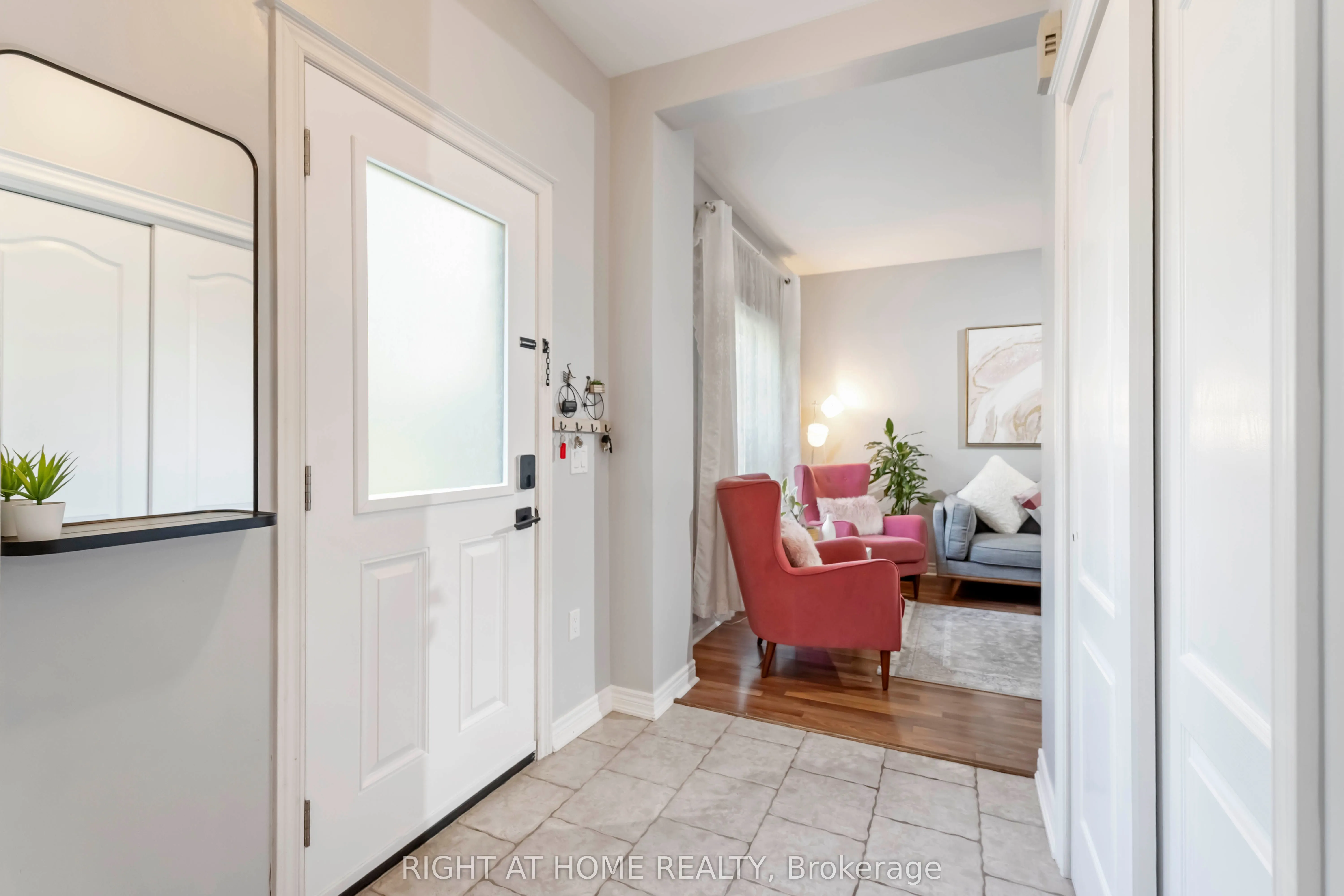 1085 Harrogate Drive, #35