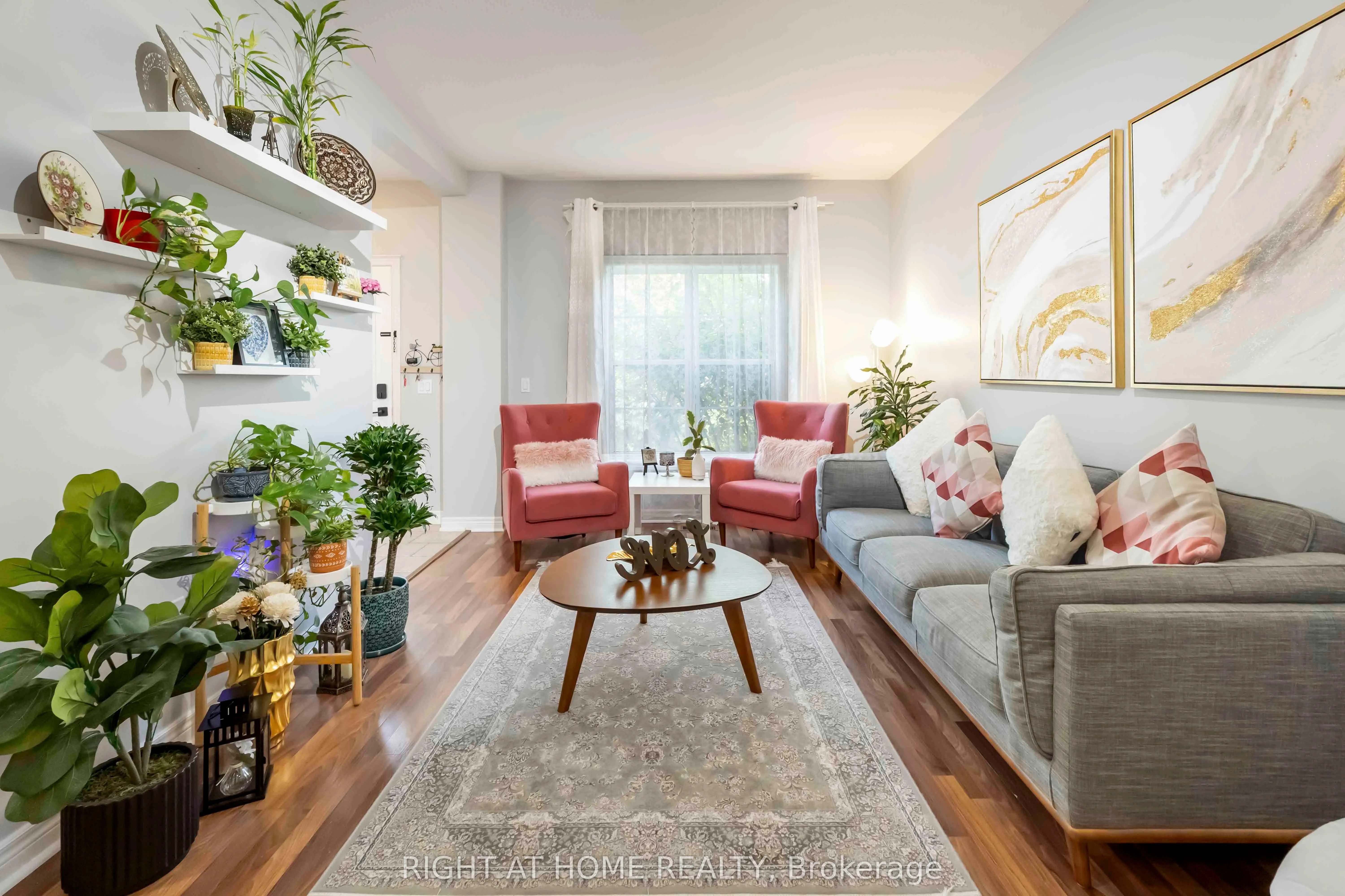 1085 Harrogate Drive, #35
