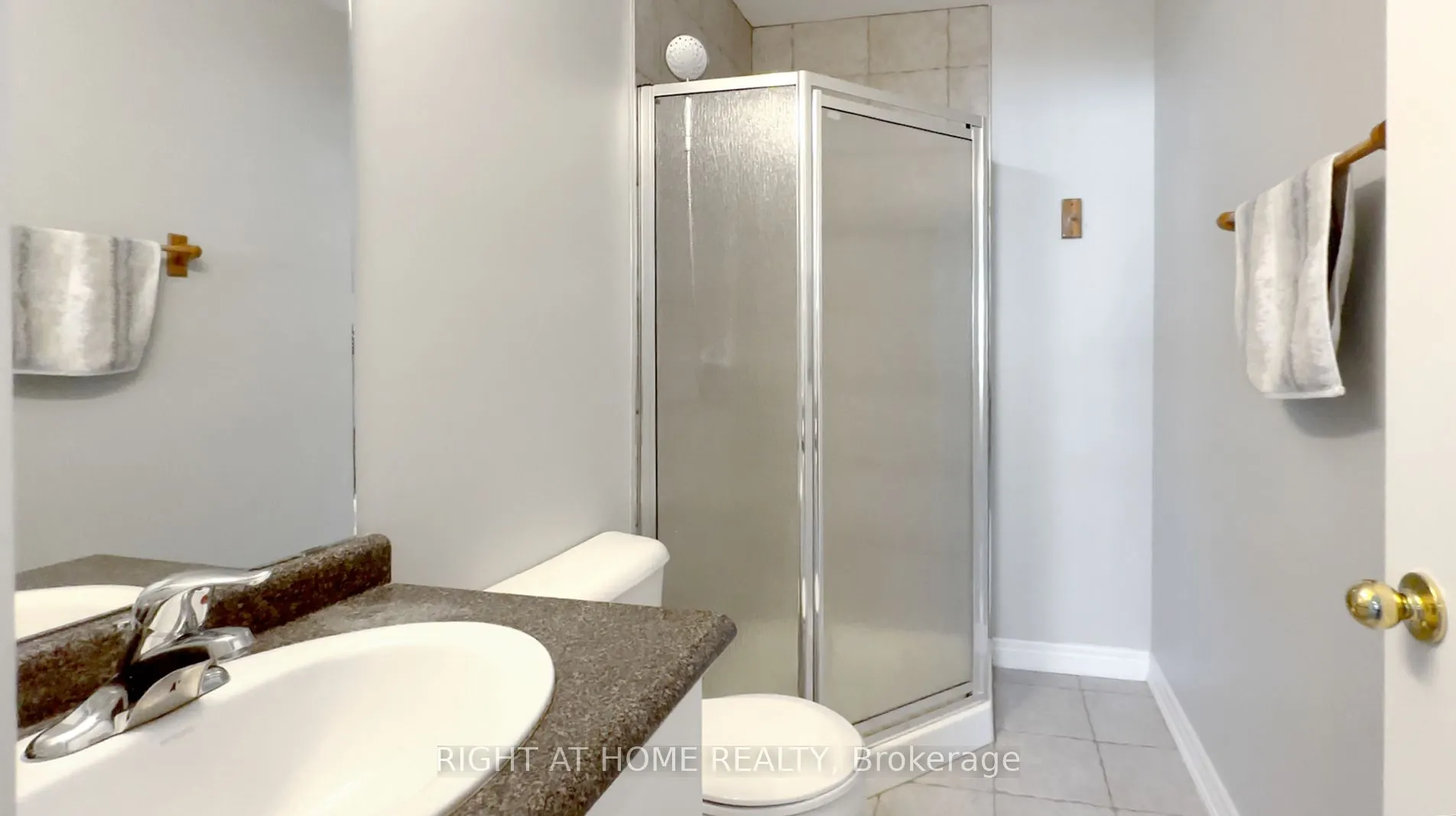 1085 Harrogate Drive, #35