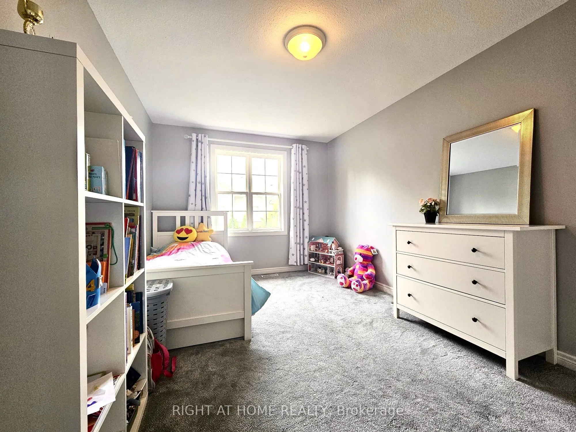 1085 Harrogate Drive, #35