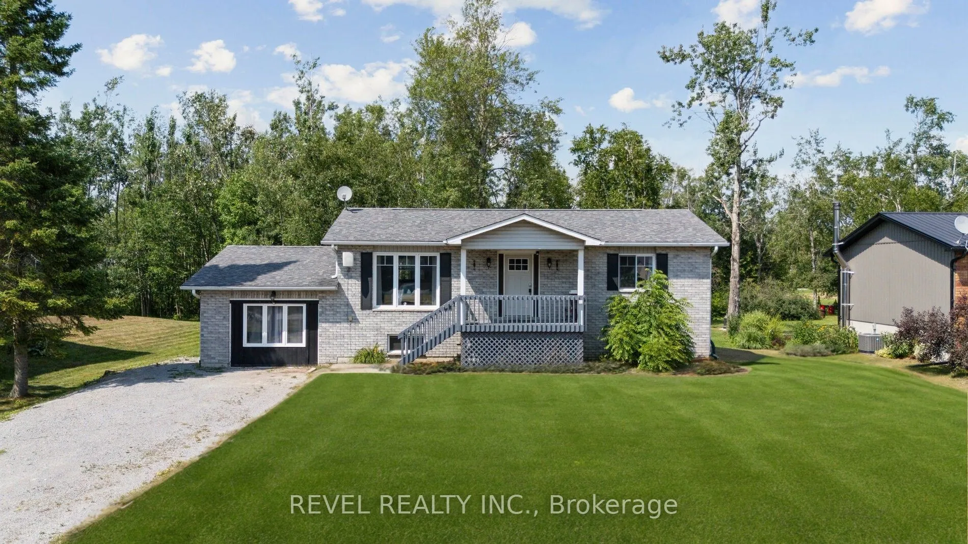 40 Greenwood Crescent