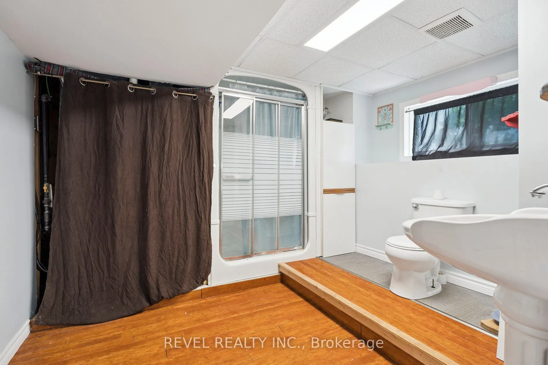 40 Greenwood Crescent