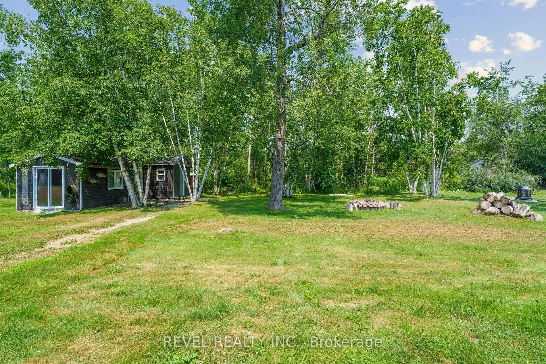 40 Greenwood Crescent