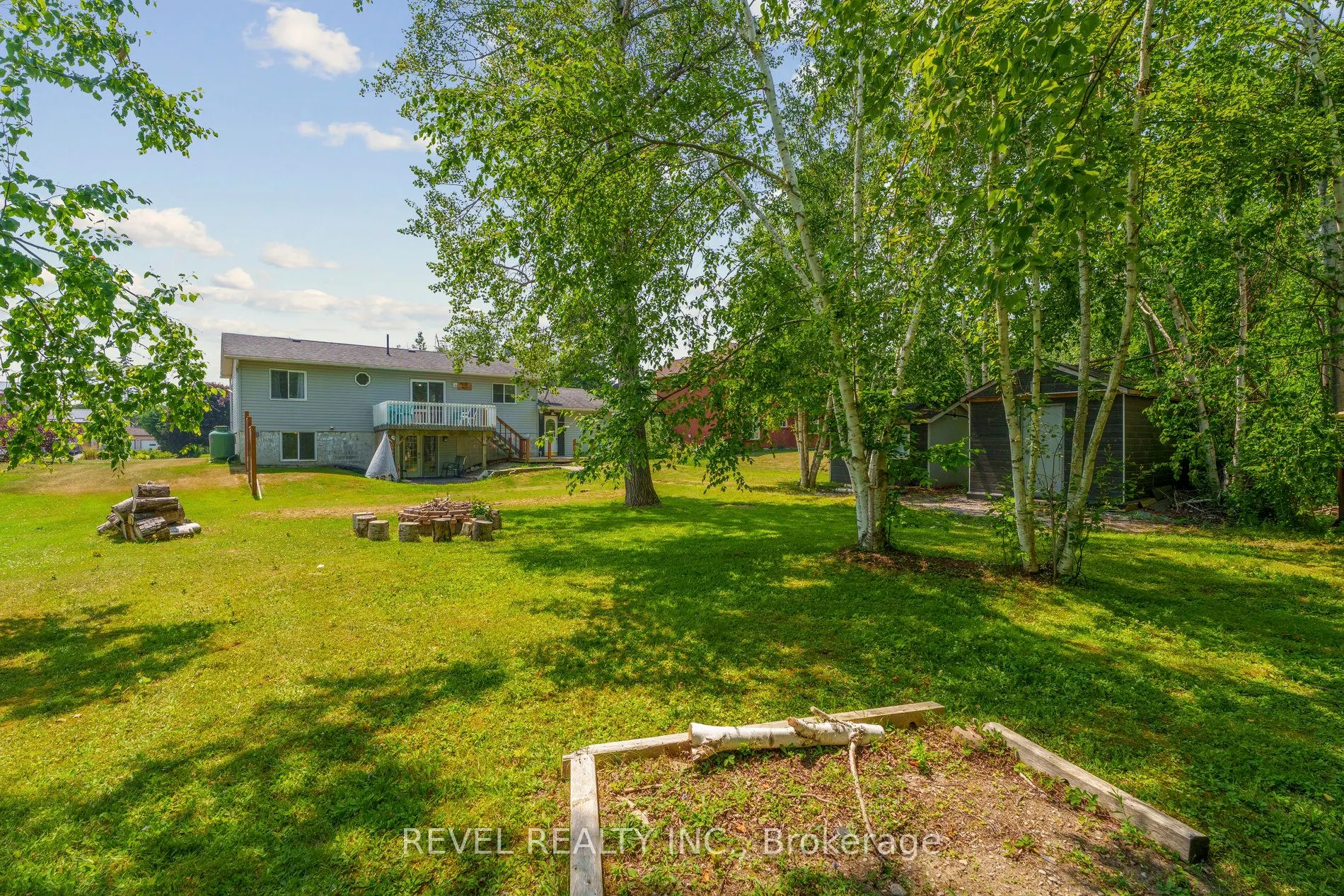40 Greenwood Crescent