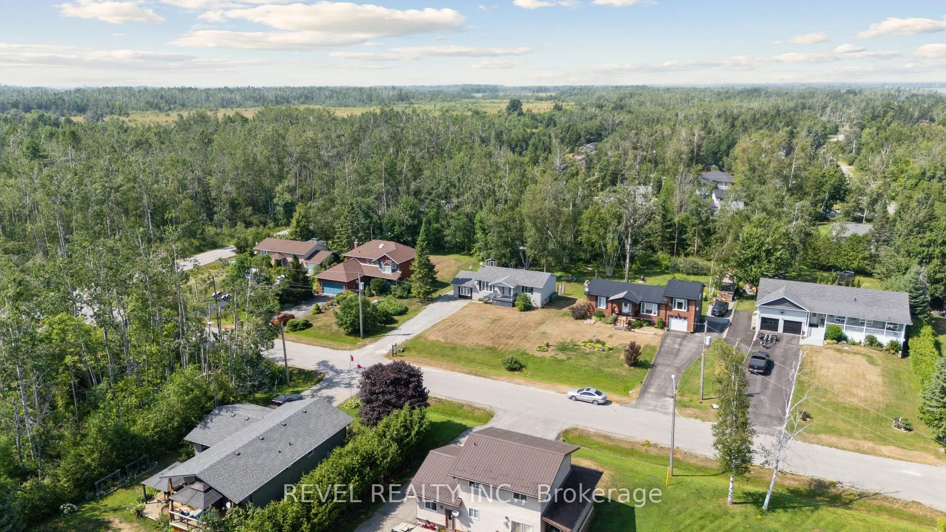 40 Greenwood Crescent