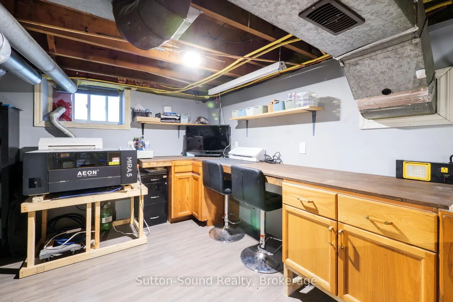 1139 4th Avenue W