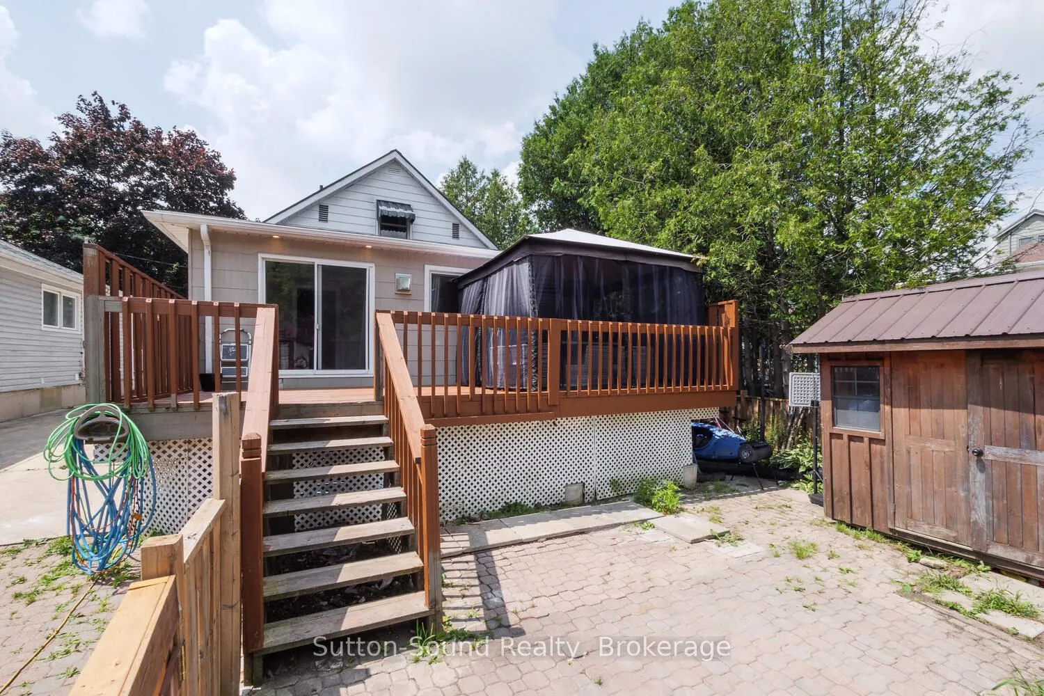 1139 4th Avenue W