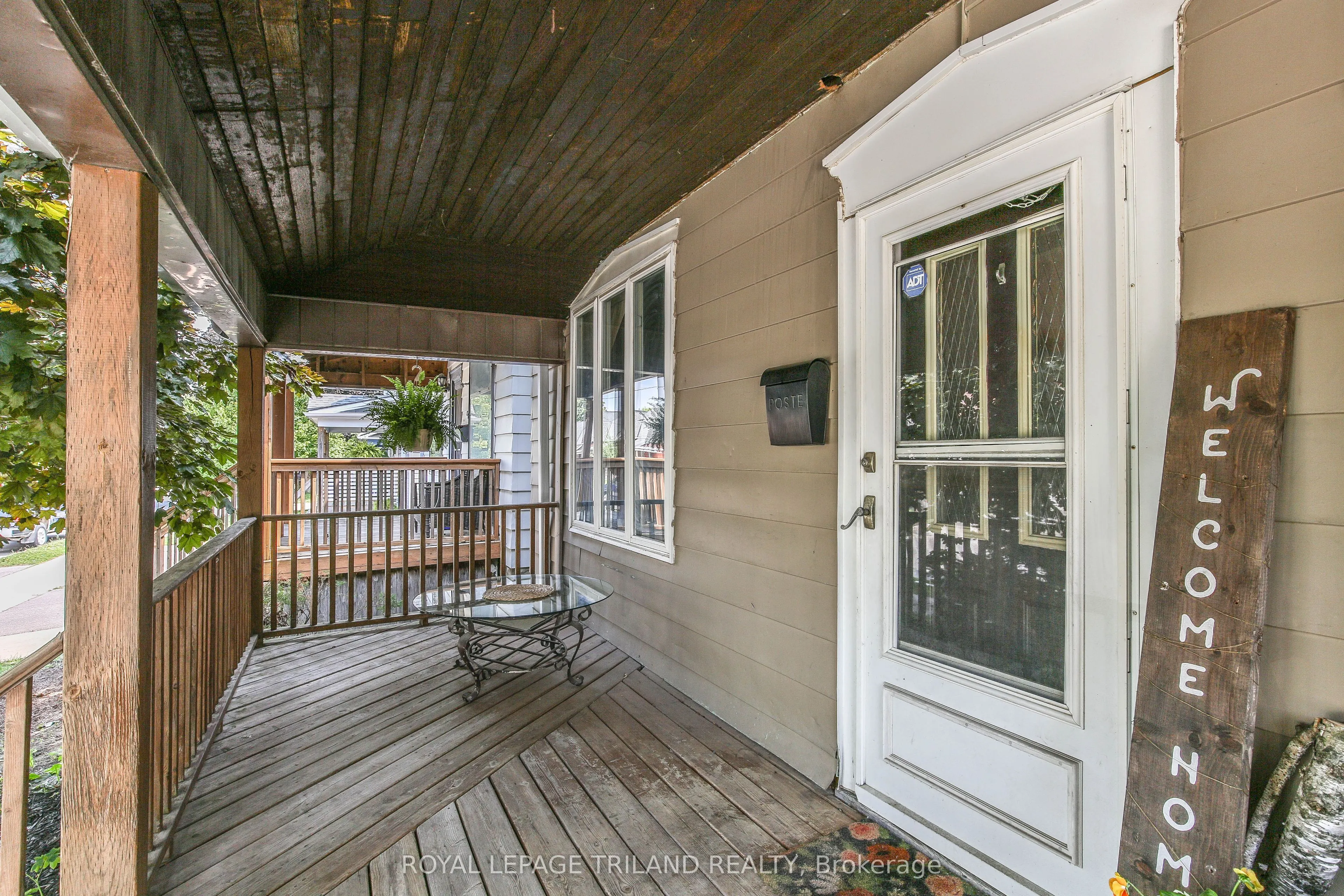 83 Flora Street