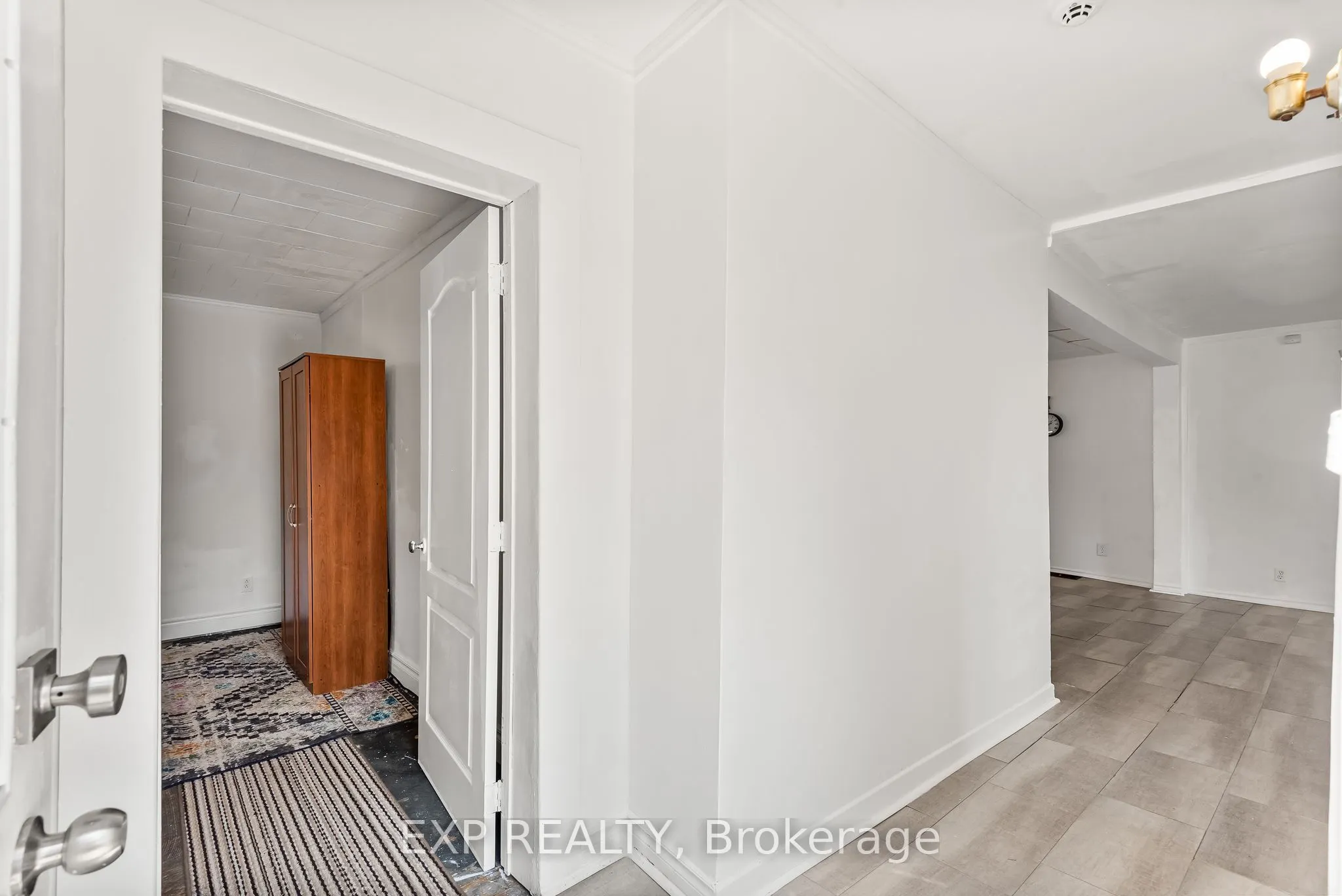 16 Swayne Street