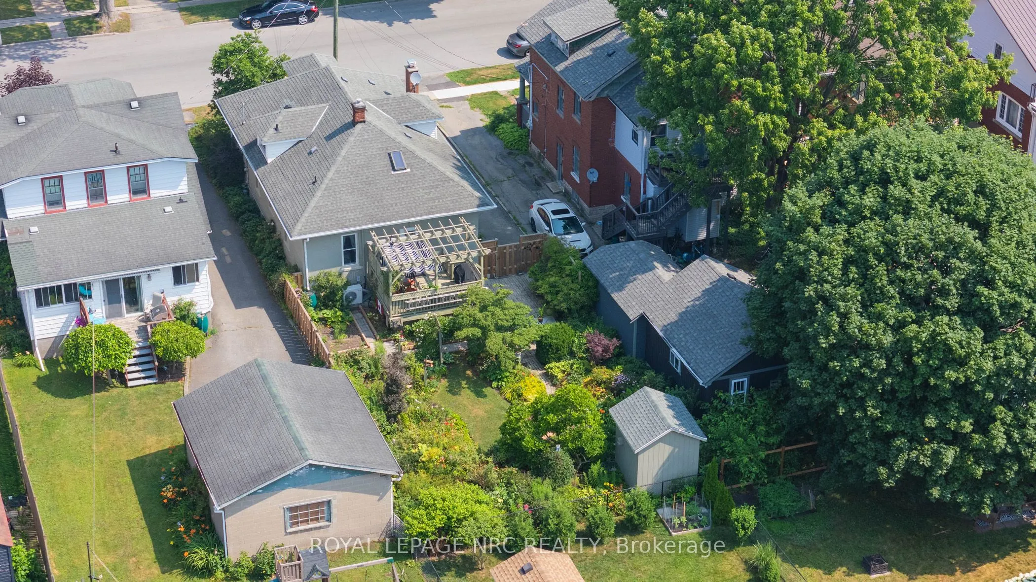 250 Kent Street