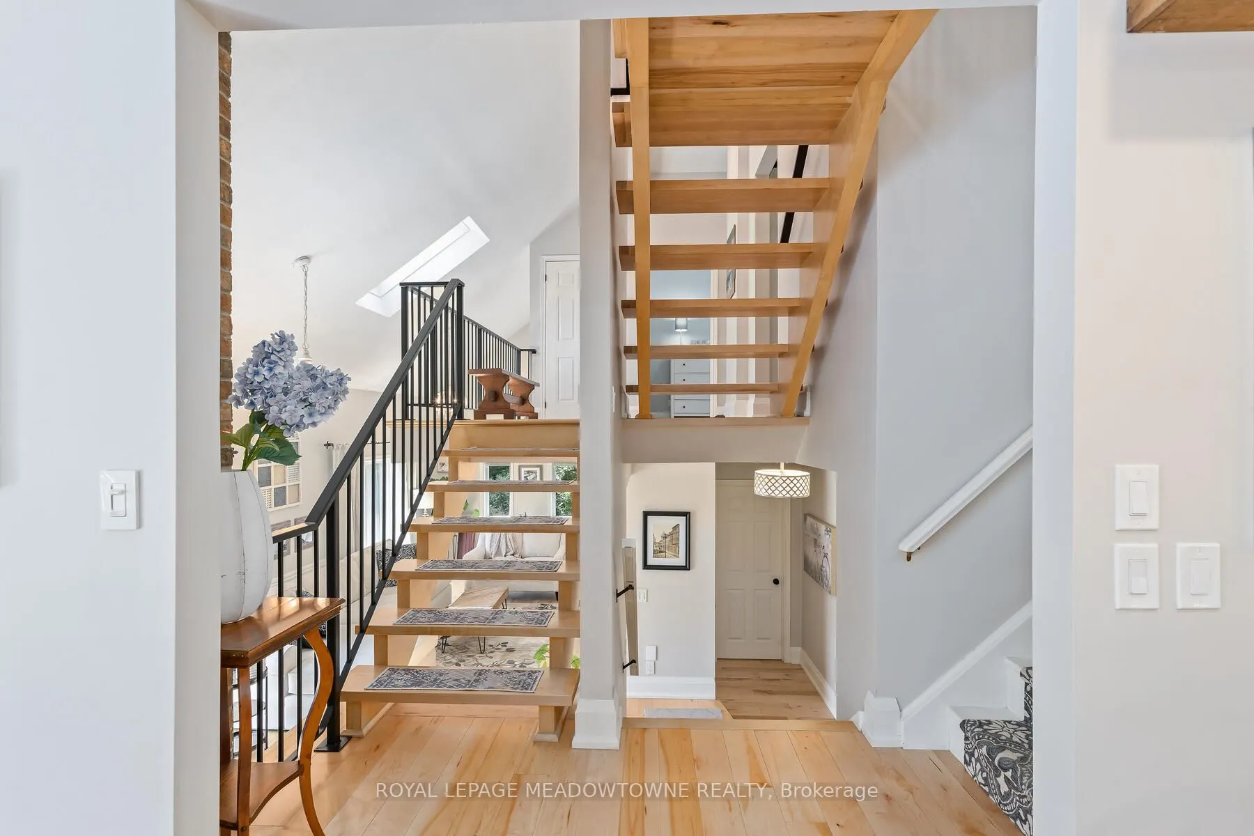 1 Erinlea Crescent