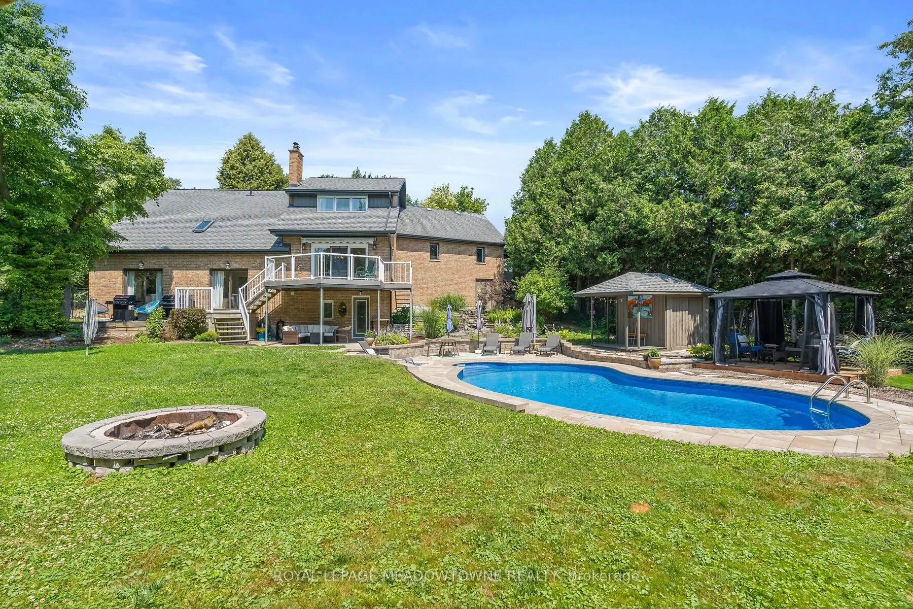 1 Erinlea Crescent