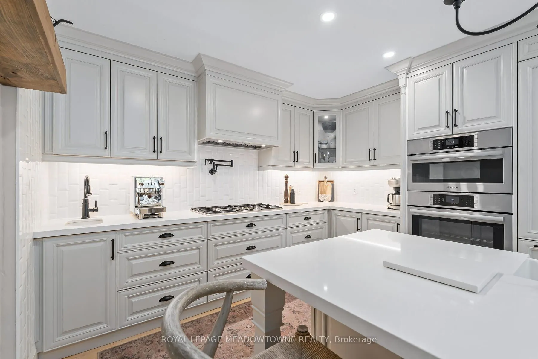1 Erinlea Crescent