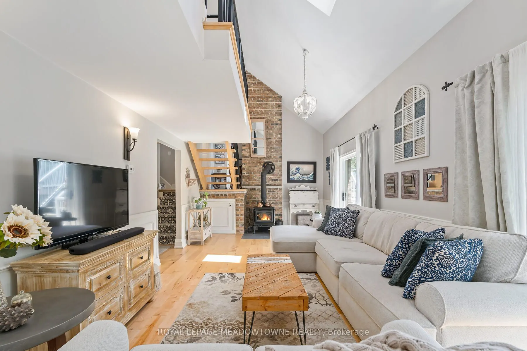 1 Erinlea Crescent