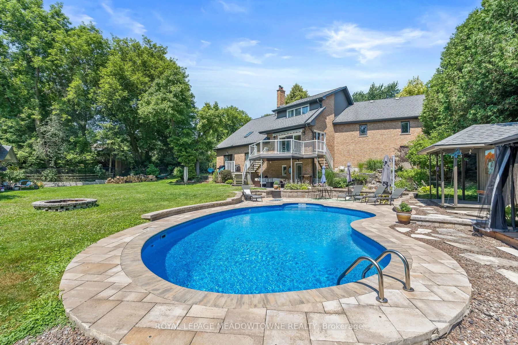 1 Erinlea Crescent