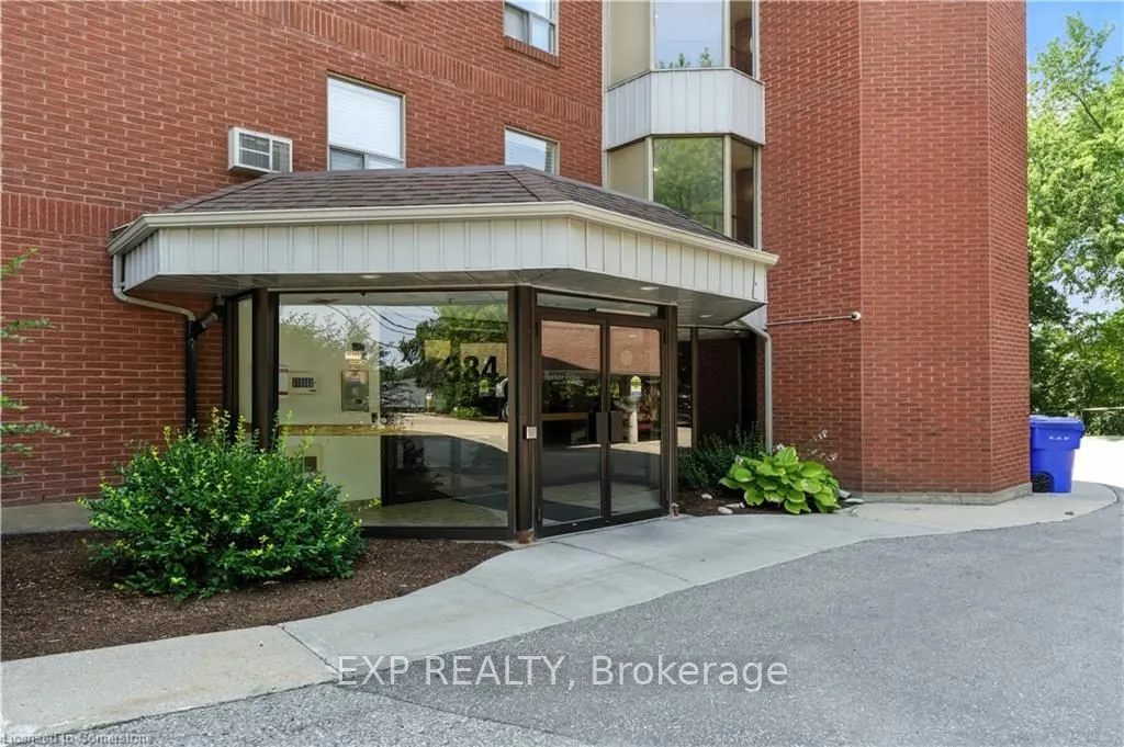 384 Erb Street W, #404