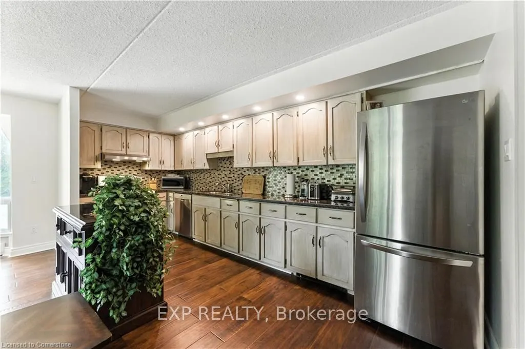384 Erb Street W, #404