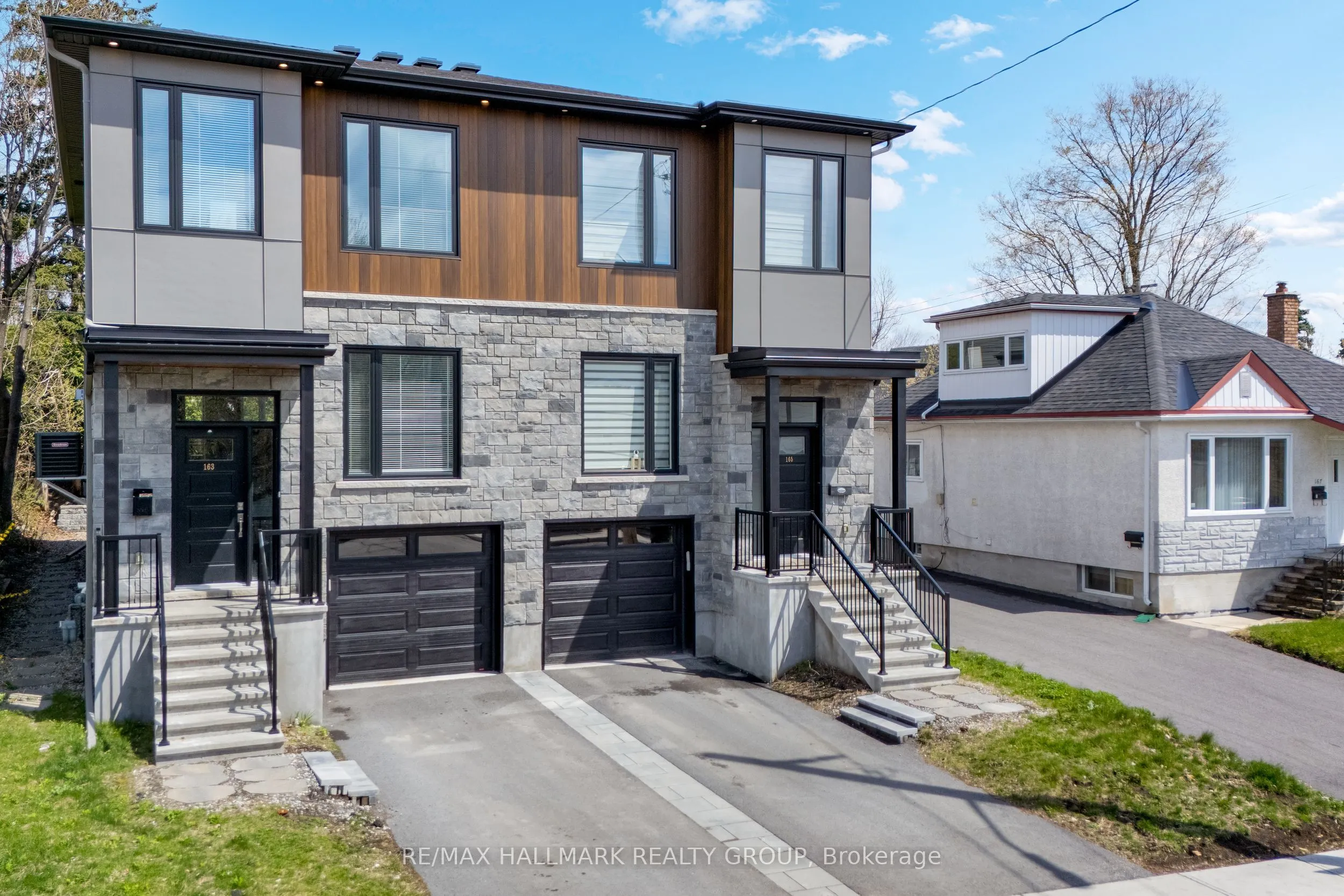 165 LONGPRE Street