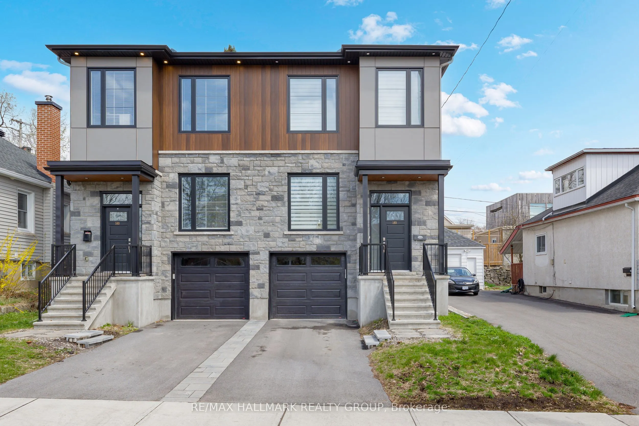165 LONGPRE Street