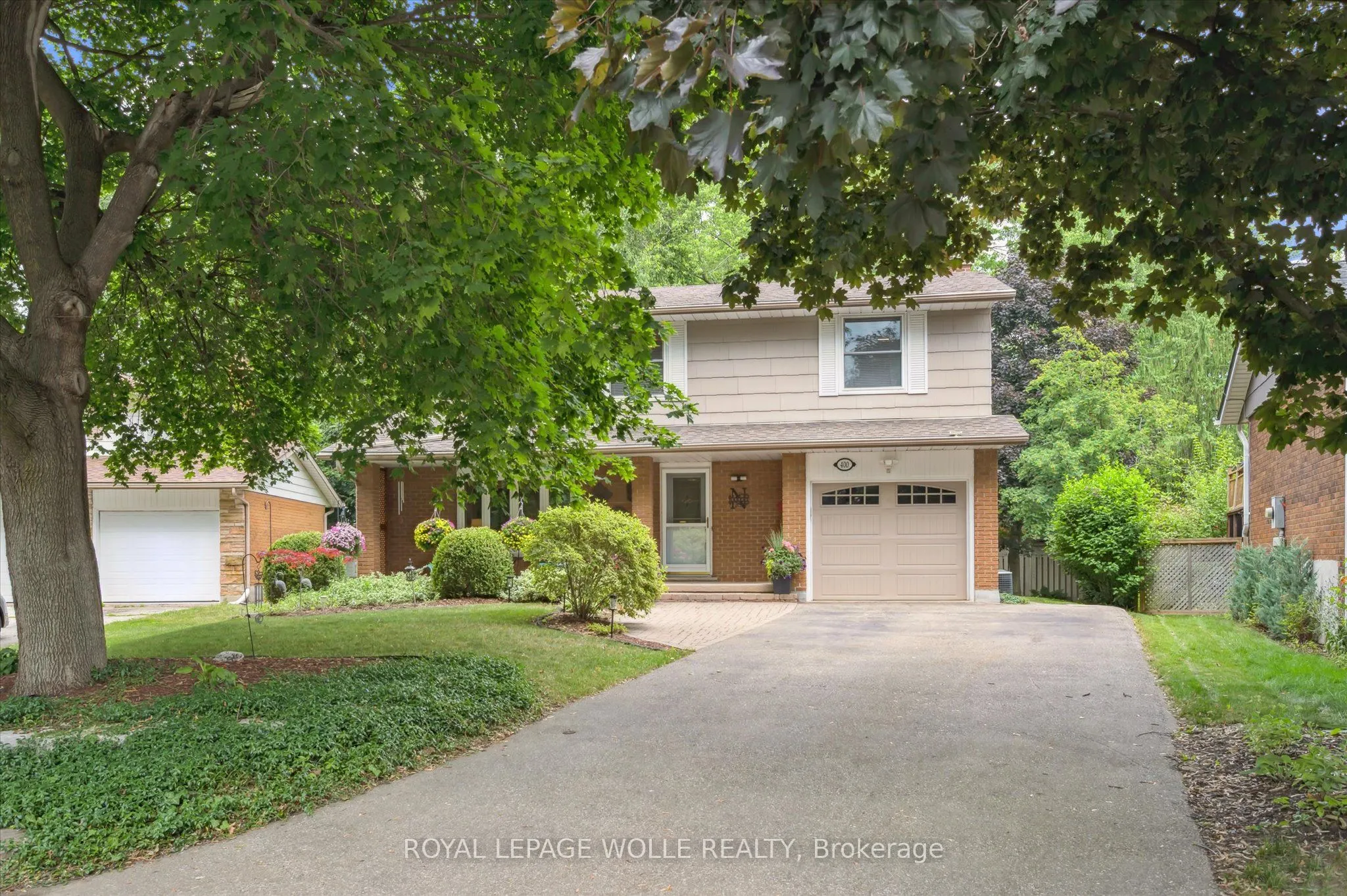 400 Shallmar Court