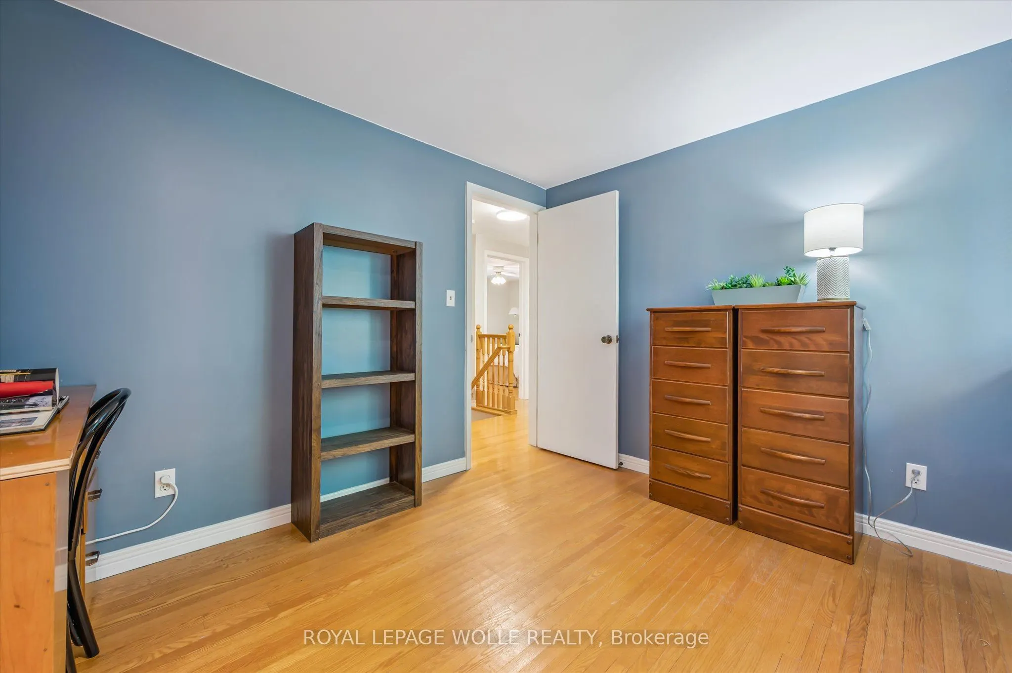 400 Shallmar Court