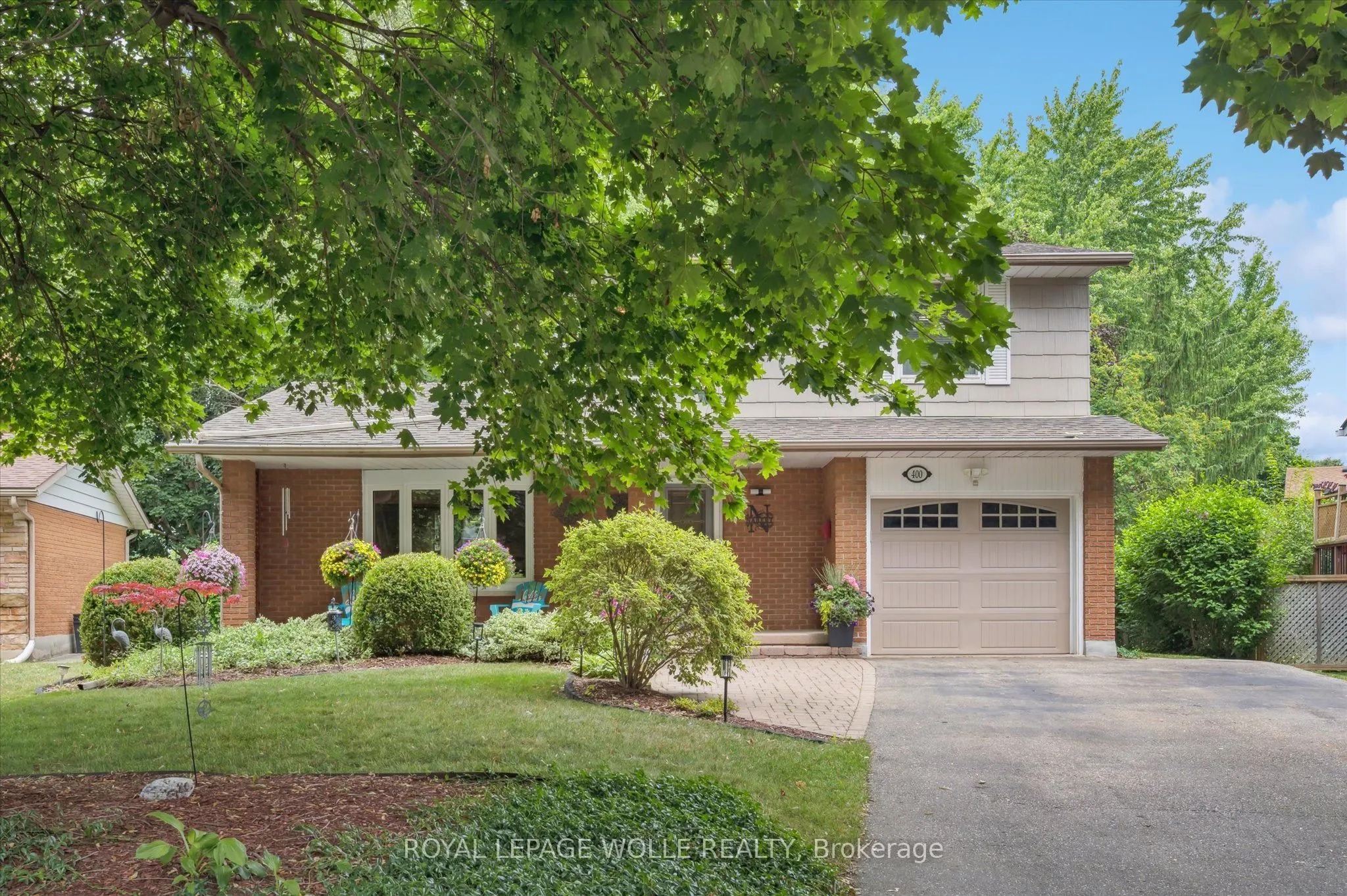 400 Shallmar Court