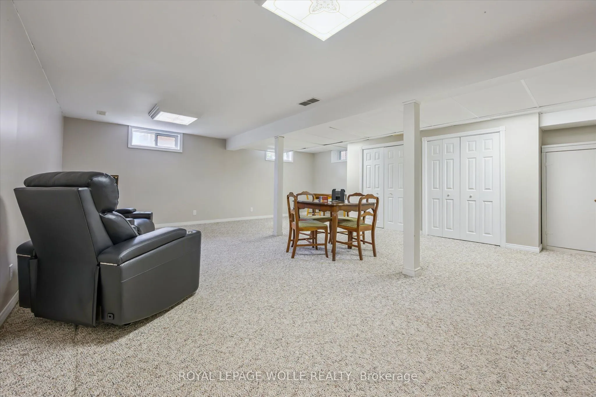 400 Shallmar Court