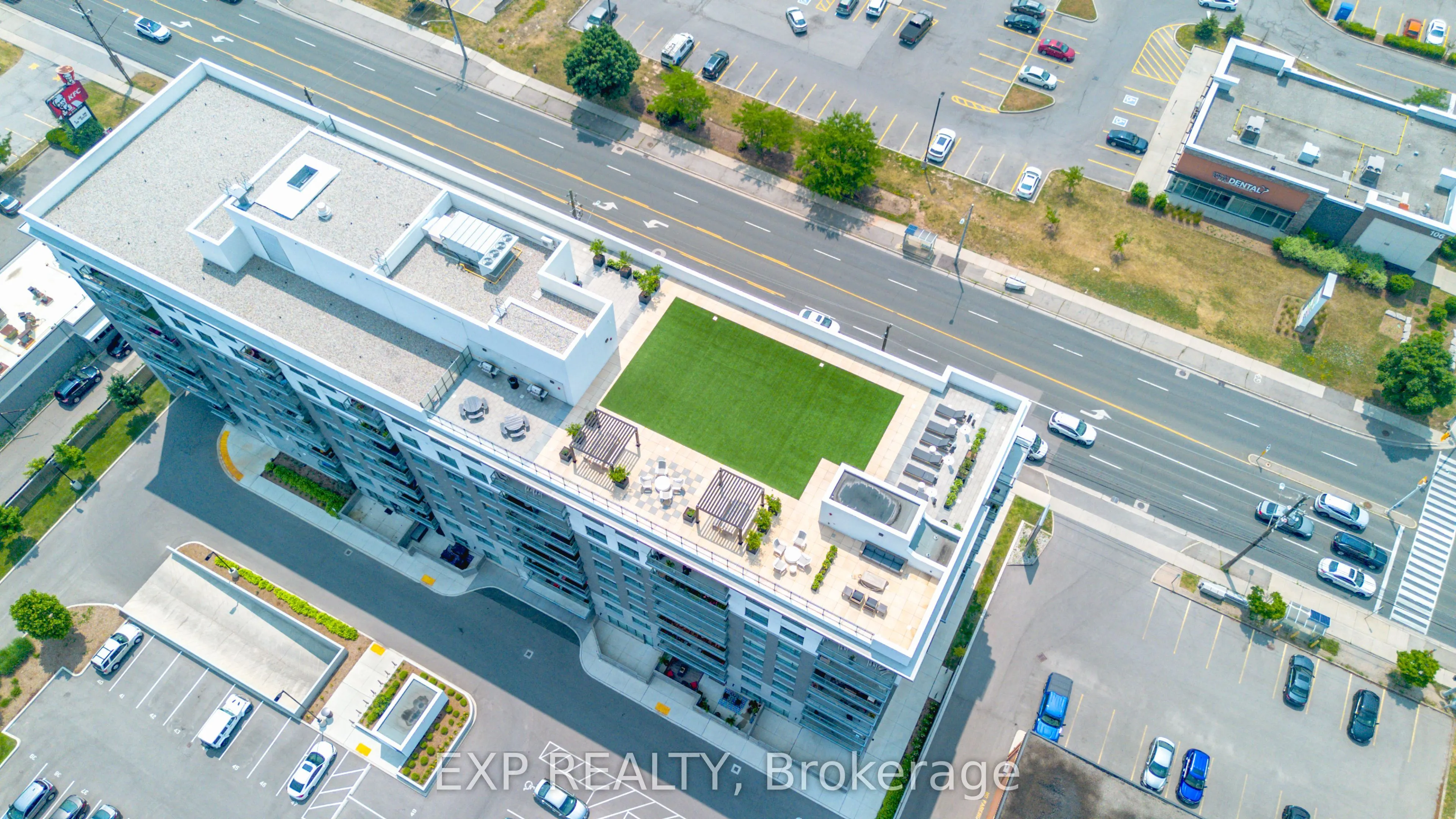 121 Highway 8, #215
