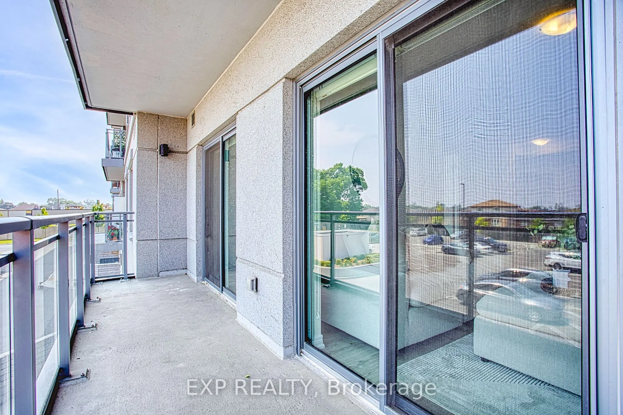 121 Highway 8, #215