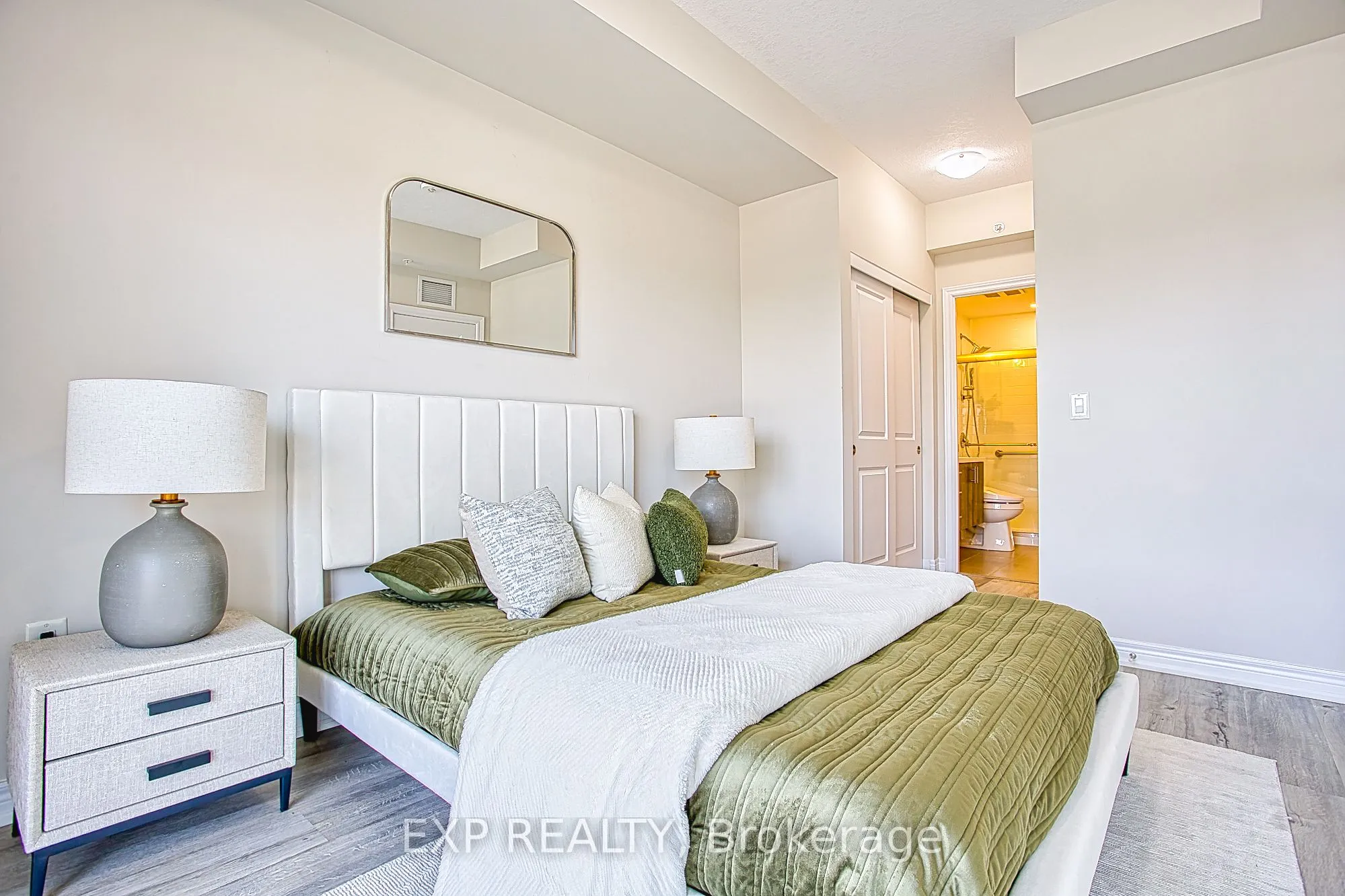 121 Highway 8, #215