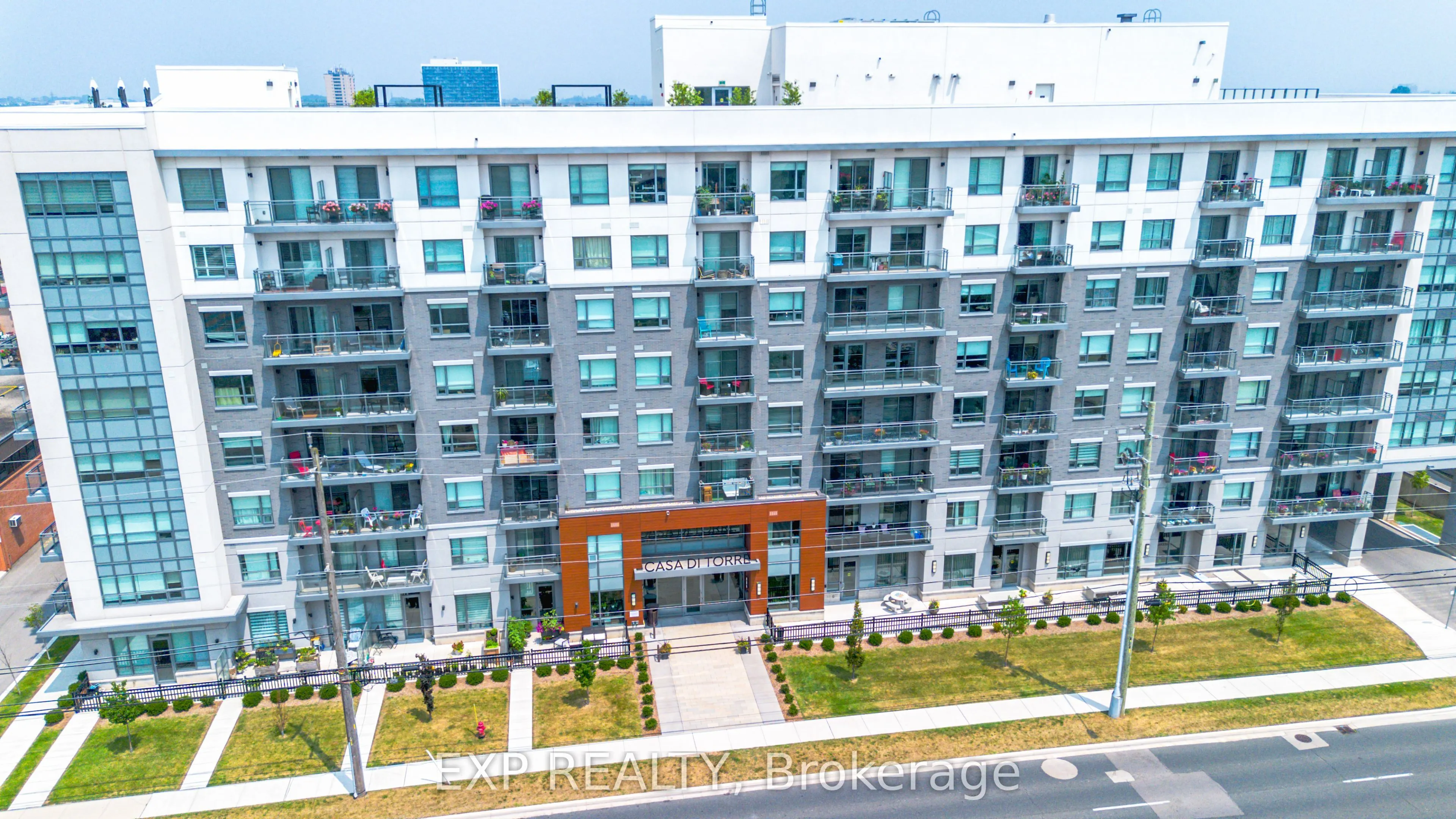 121 Highway 8, #215