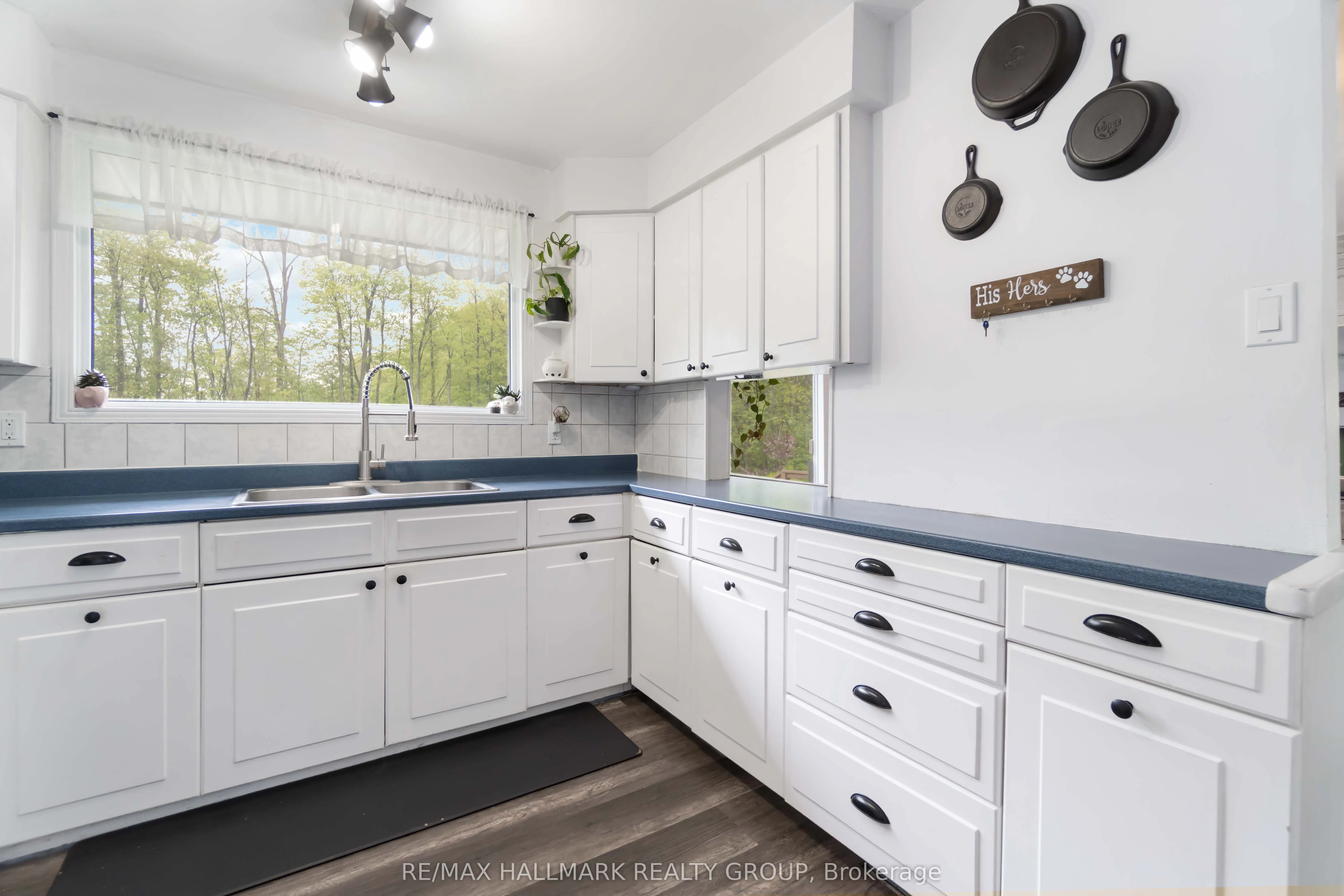 2088 BURNSTOWN Road