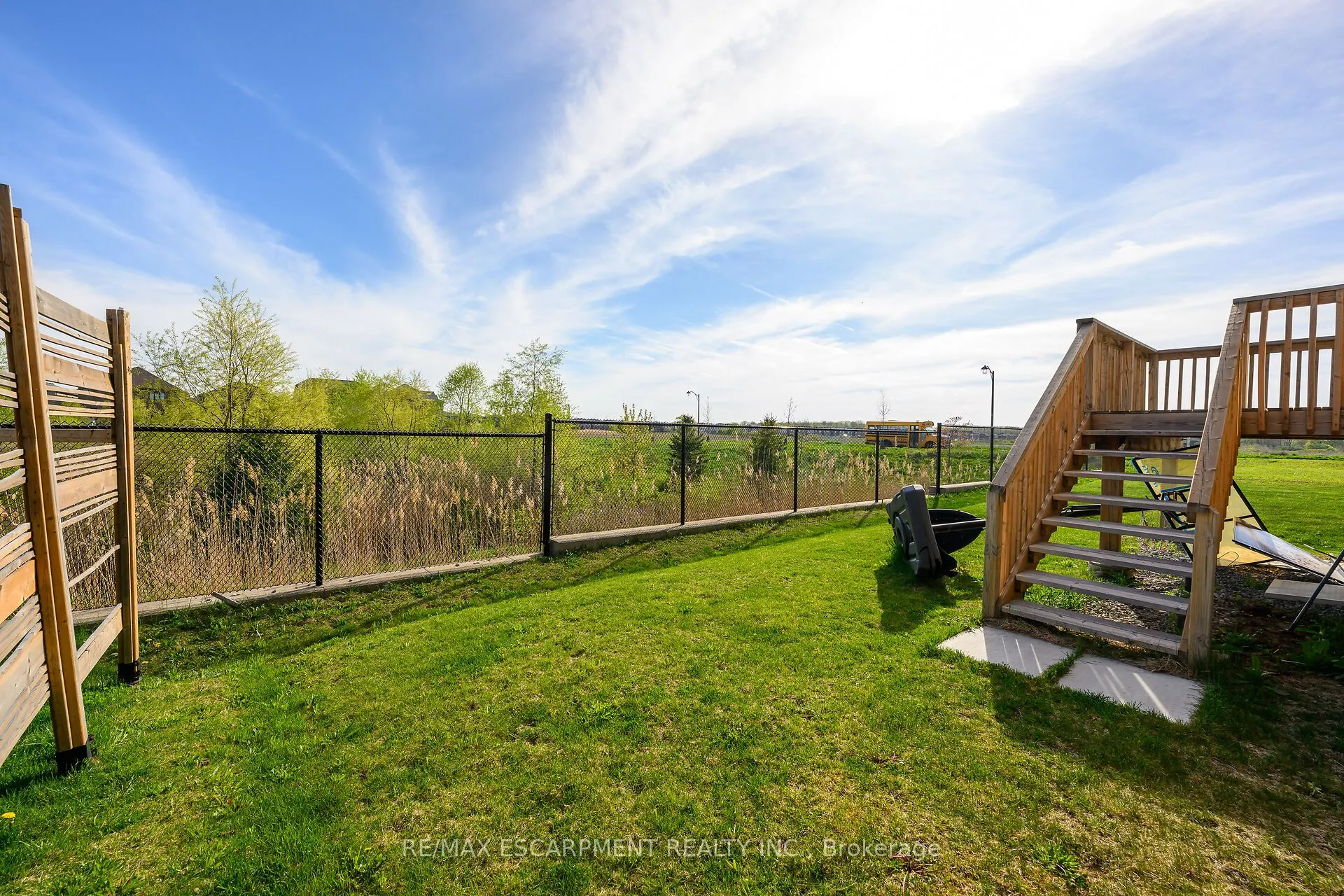 12 Midhurst Heights