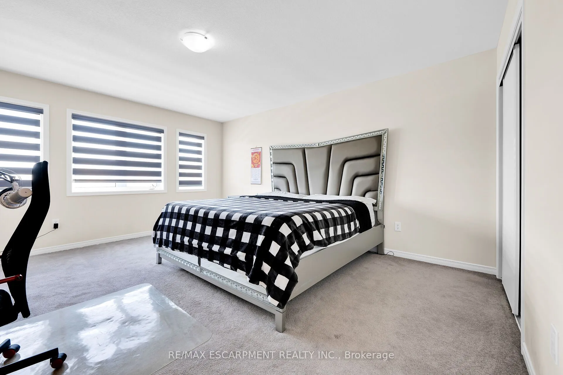 12 Midhurst Heights