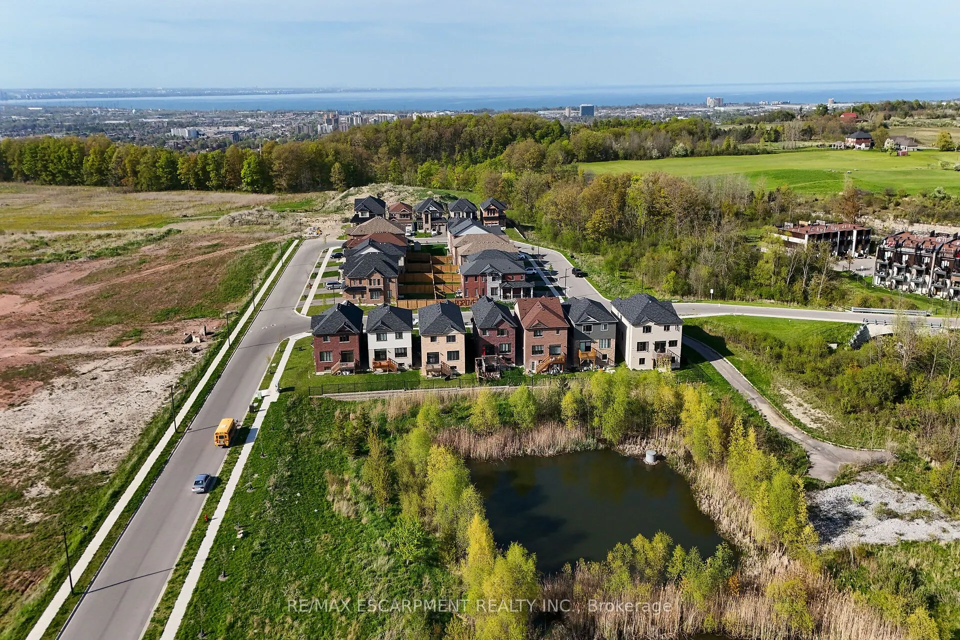 12 Midhurst Heights