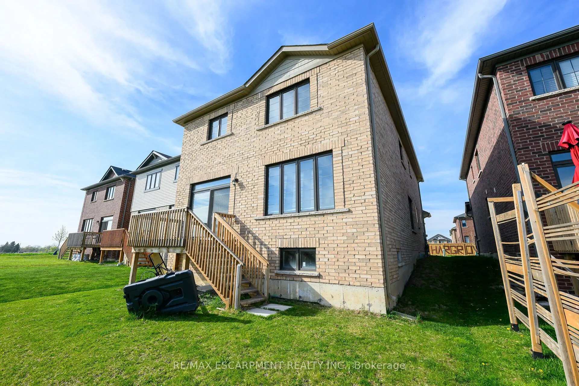 12 Midhurst Heights