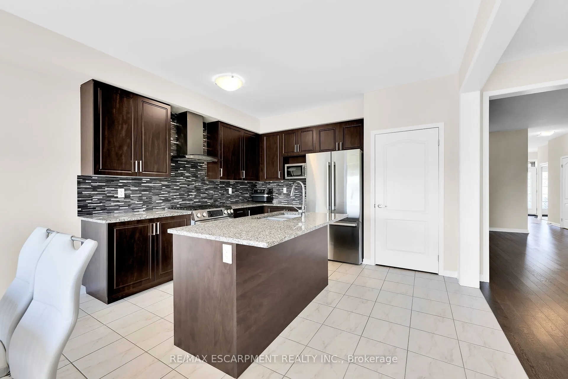 12 Midhurst Heights