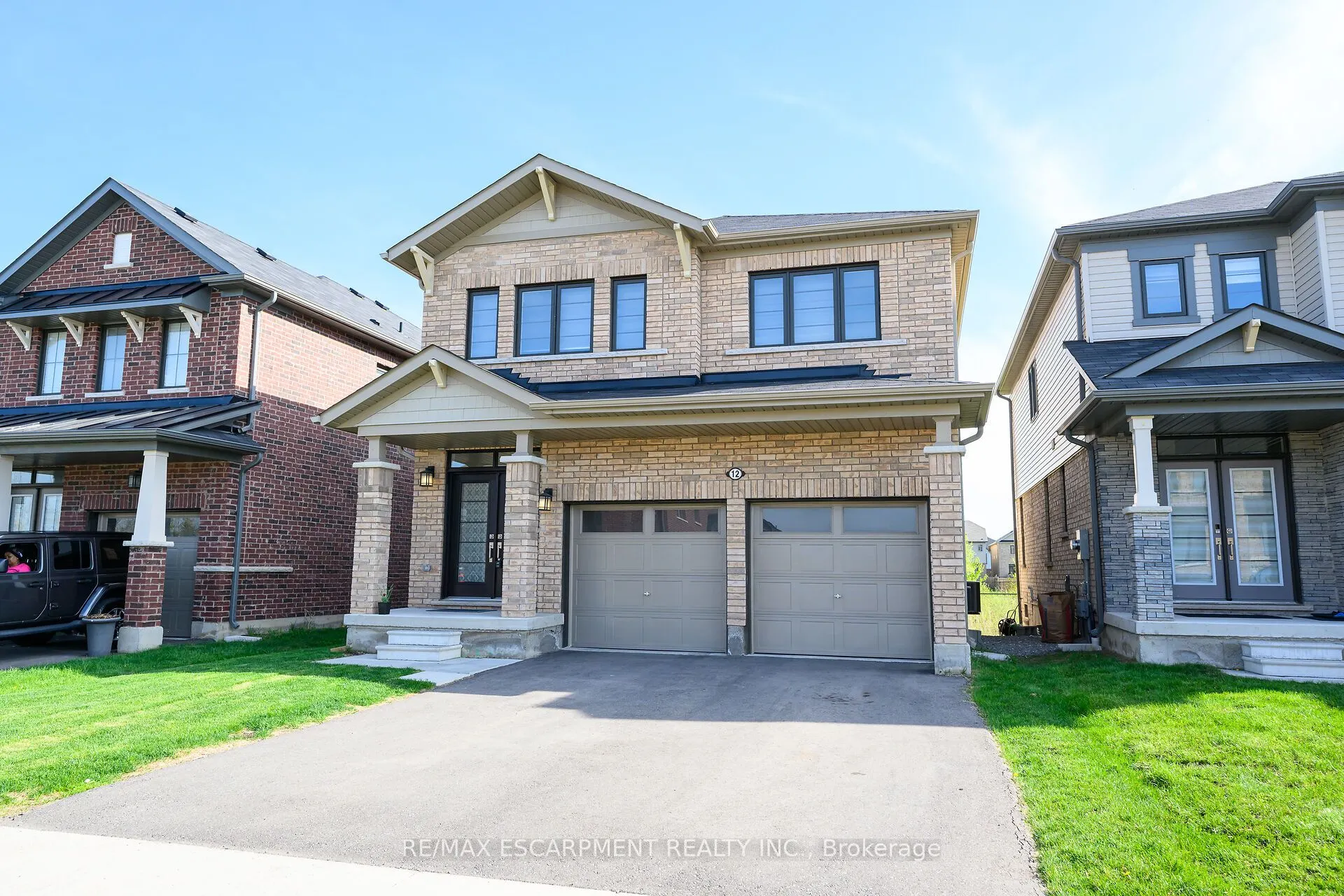 12 Midhurst Heights