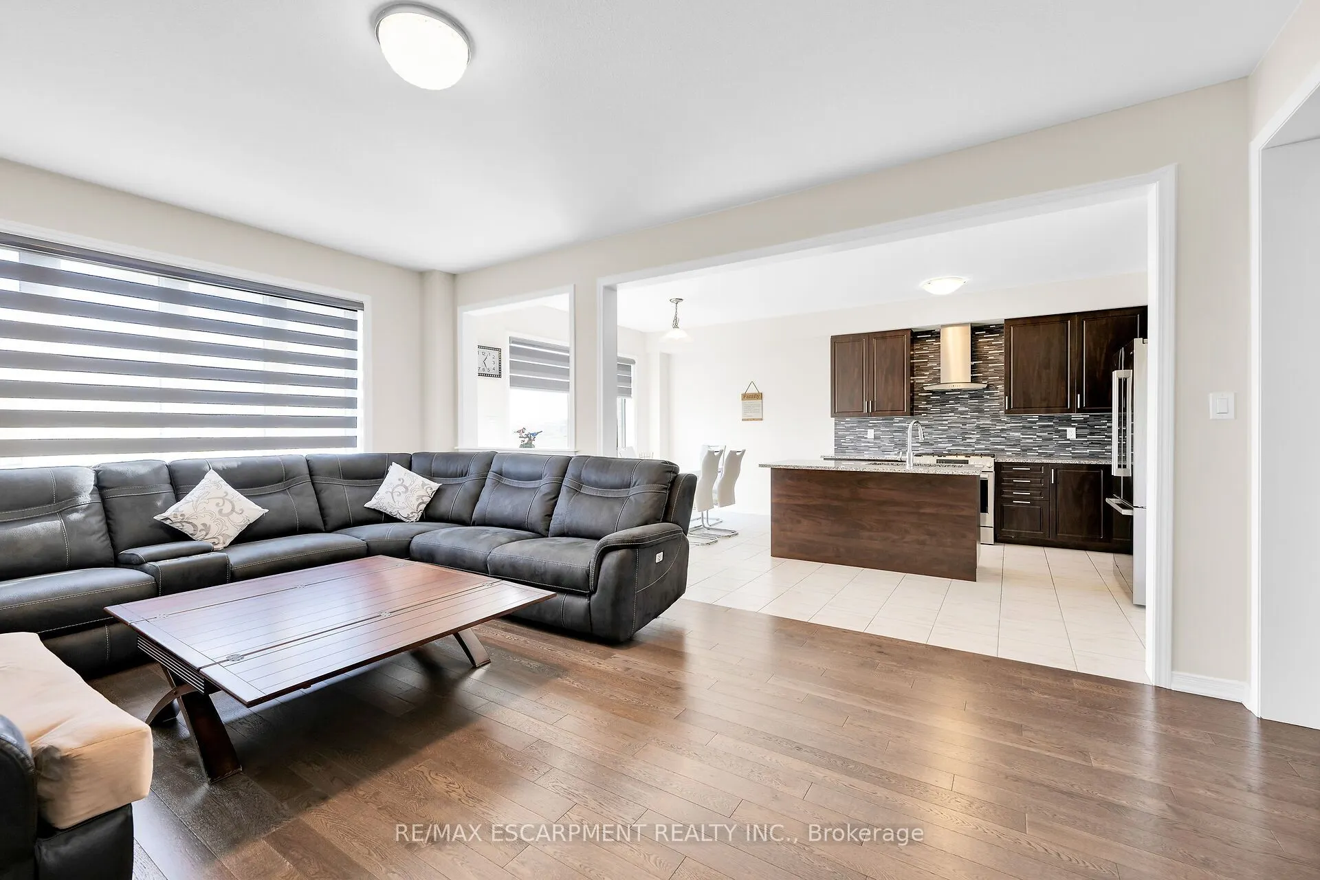12 Midhurst Heights