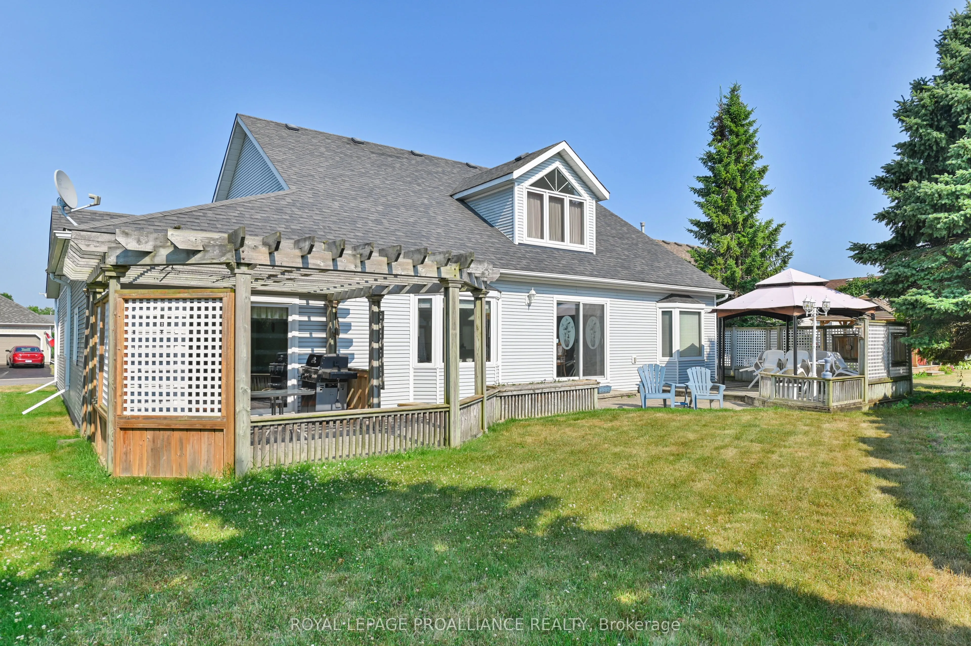 12 Nesbitt Drive