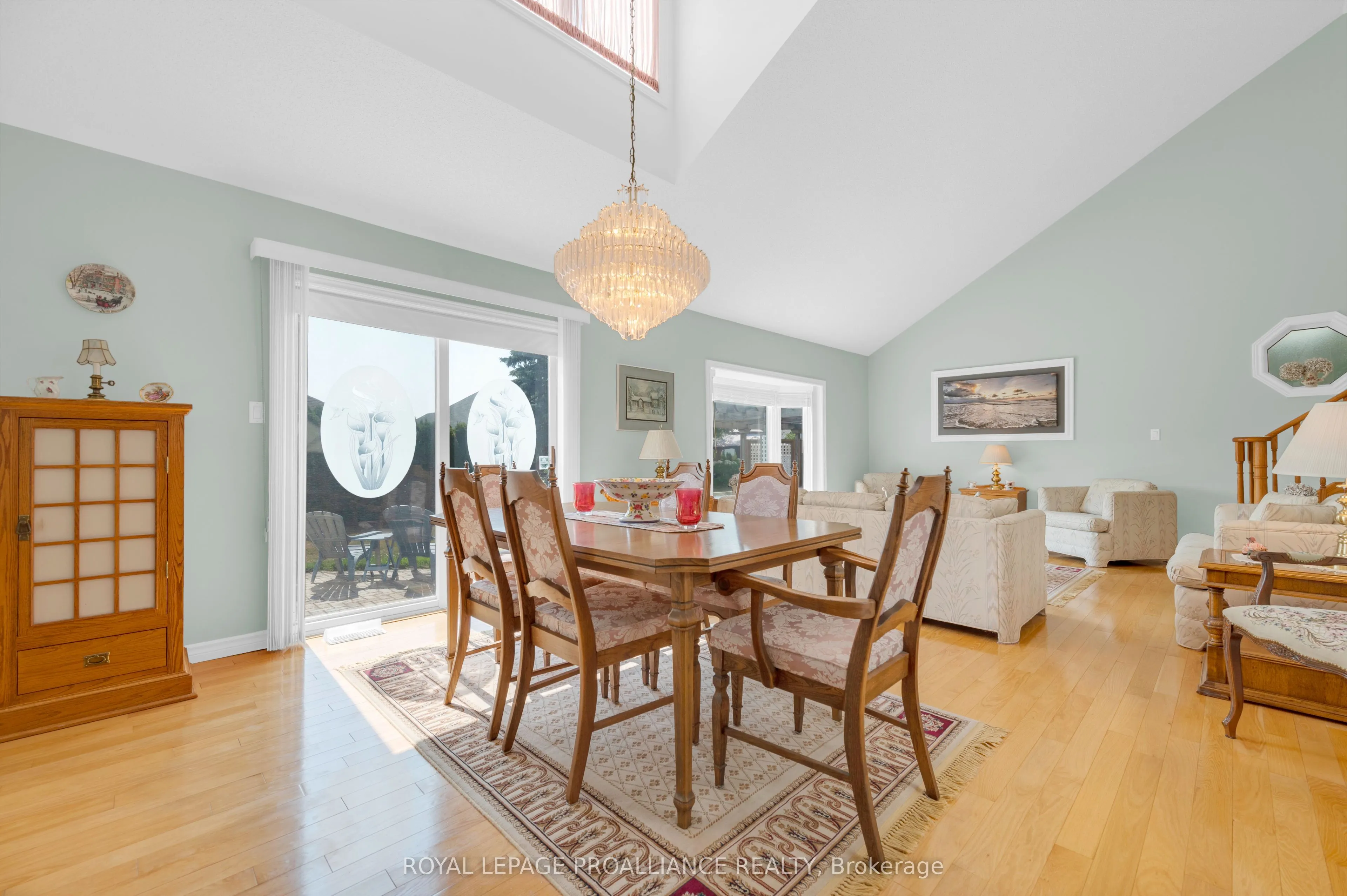 12 Nesbitt Drive