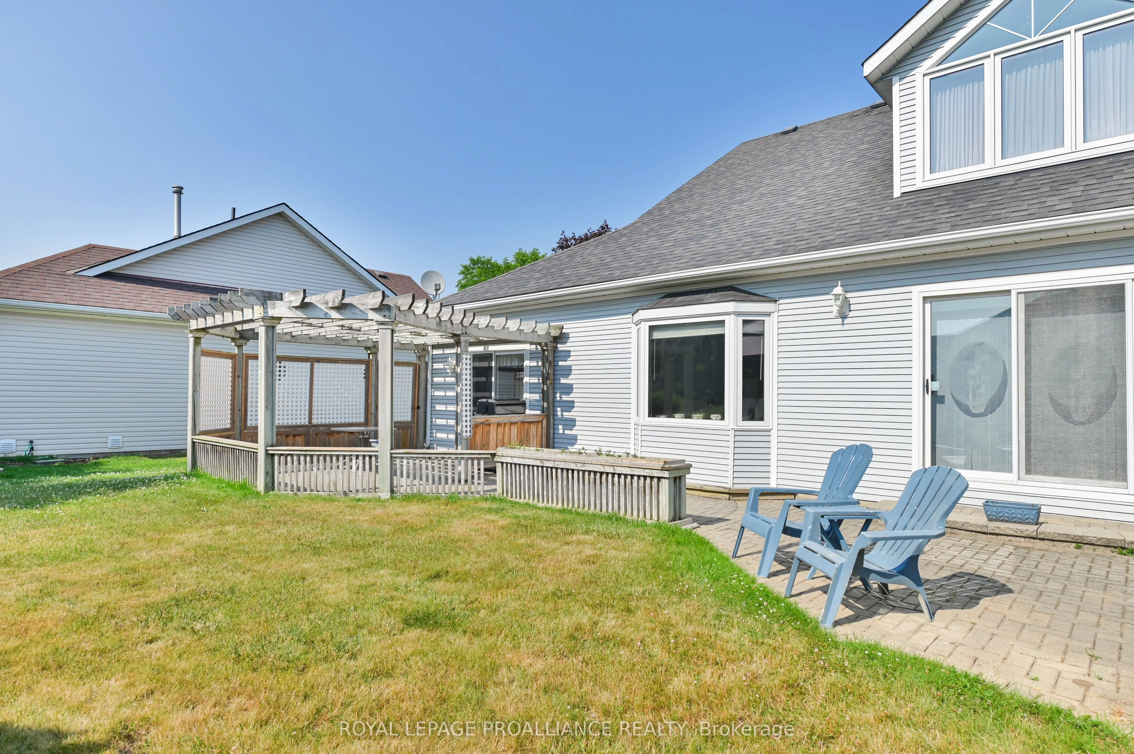 12 Nesbitt Drive