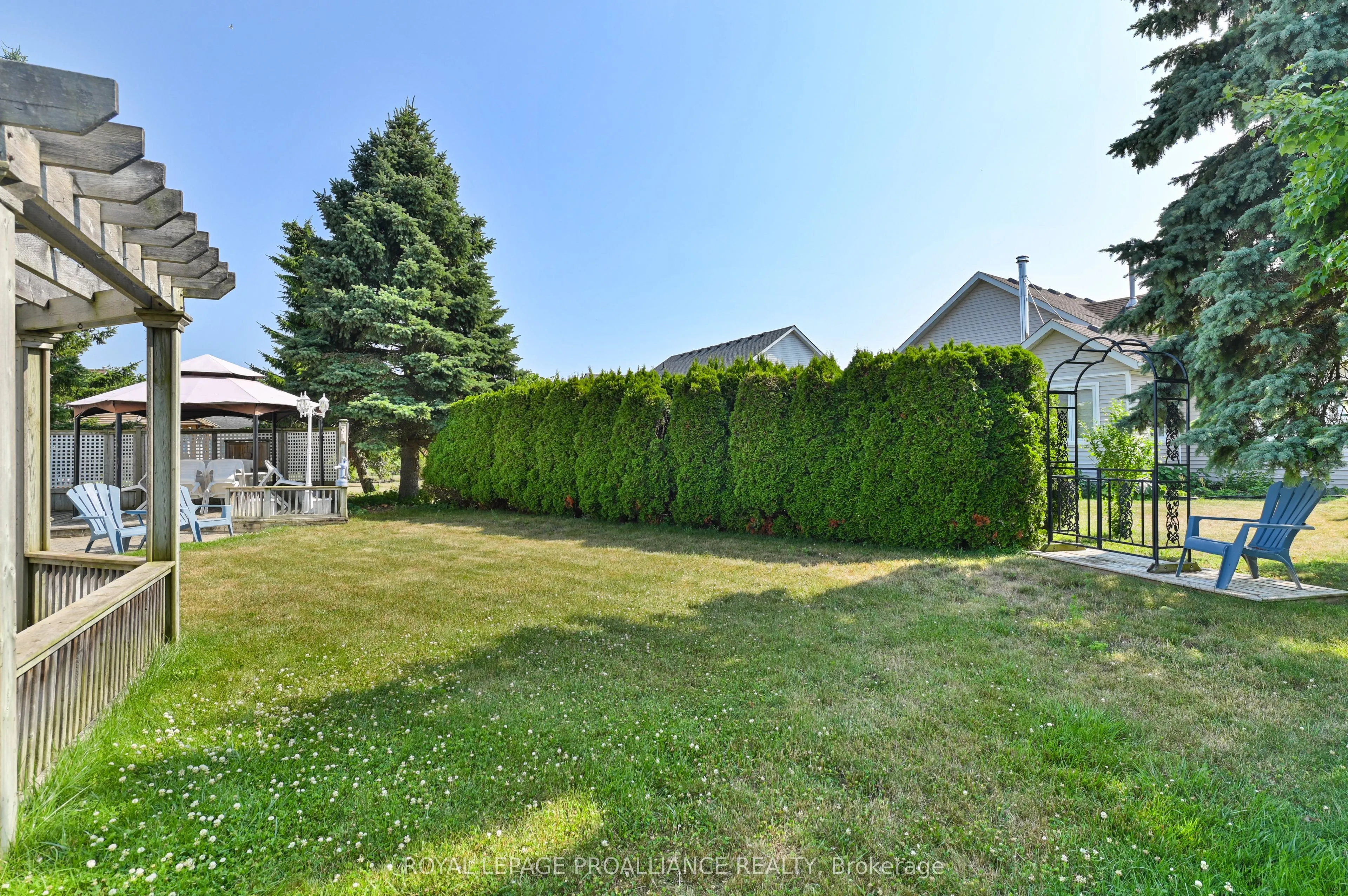 12 Nesbitt Drive