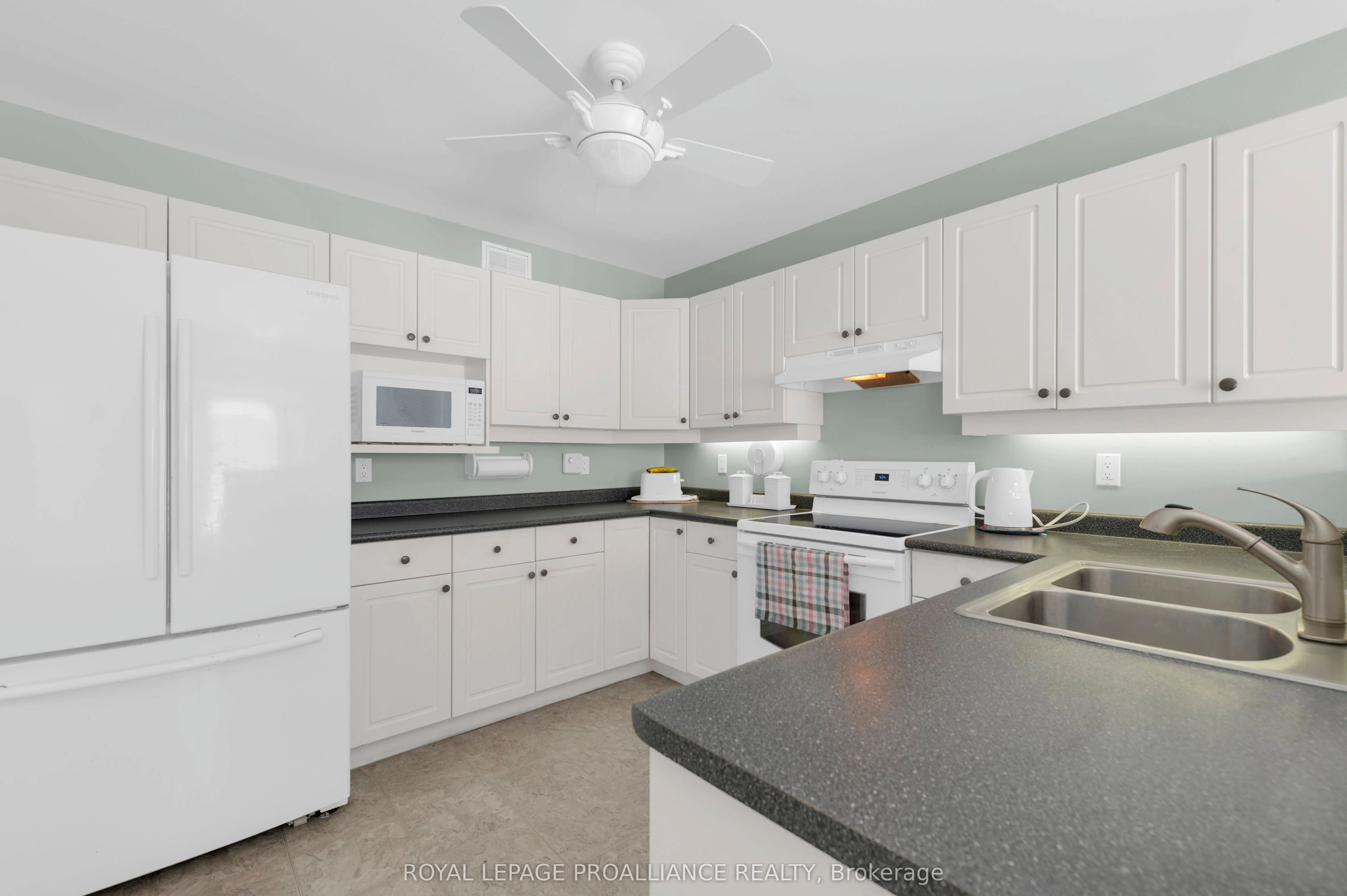 12 Nesbitt Drive