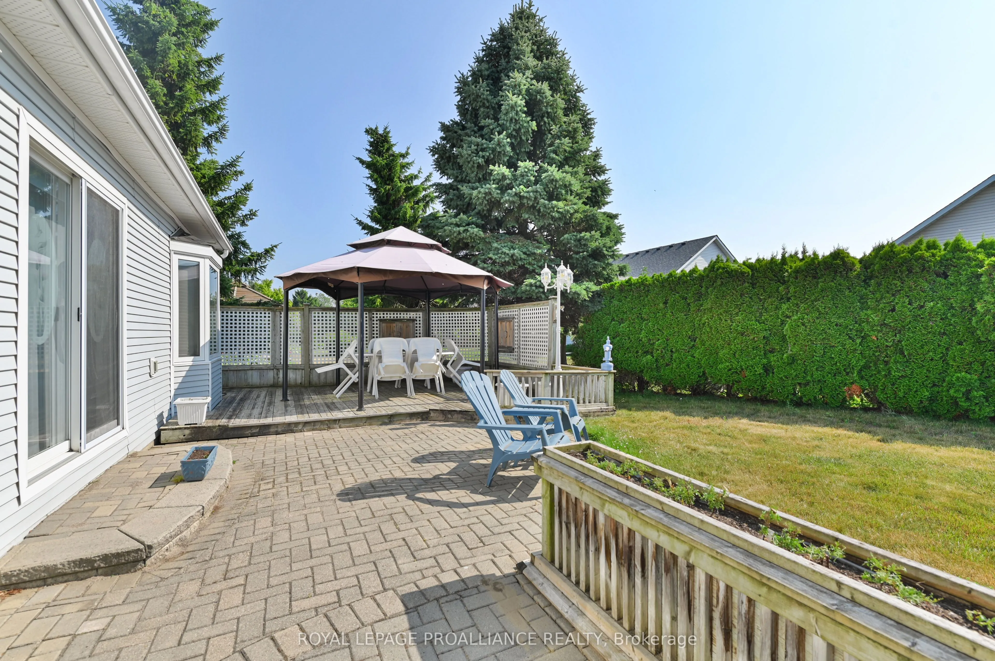 12 Nesbitt Drive