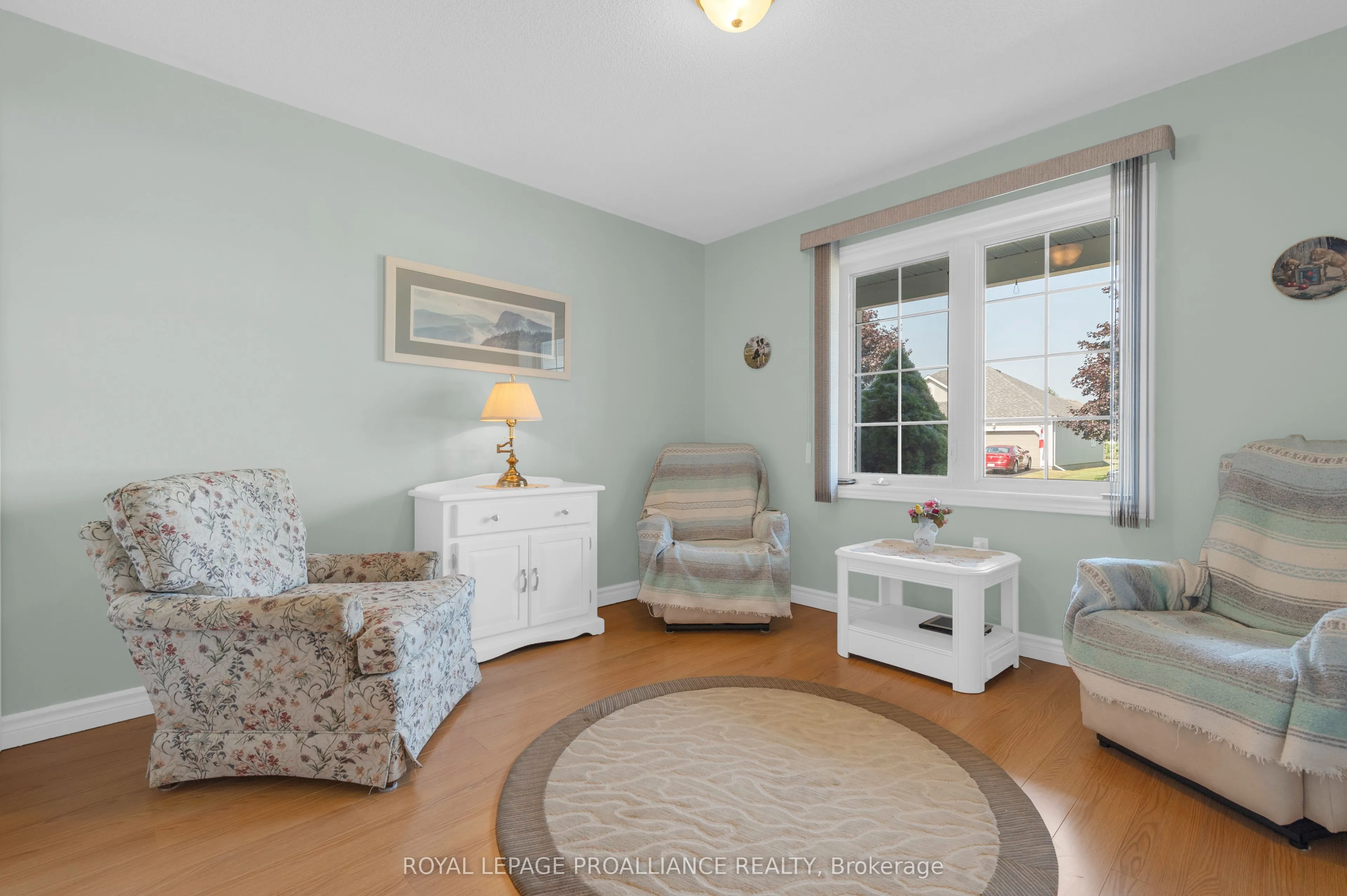 12 Nesbitt Drive