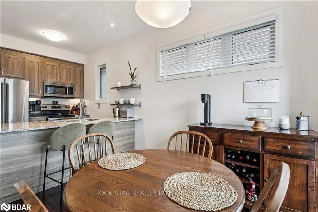 9 Dodman Crescent