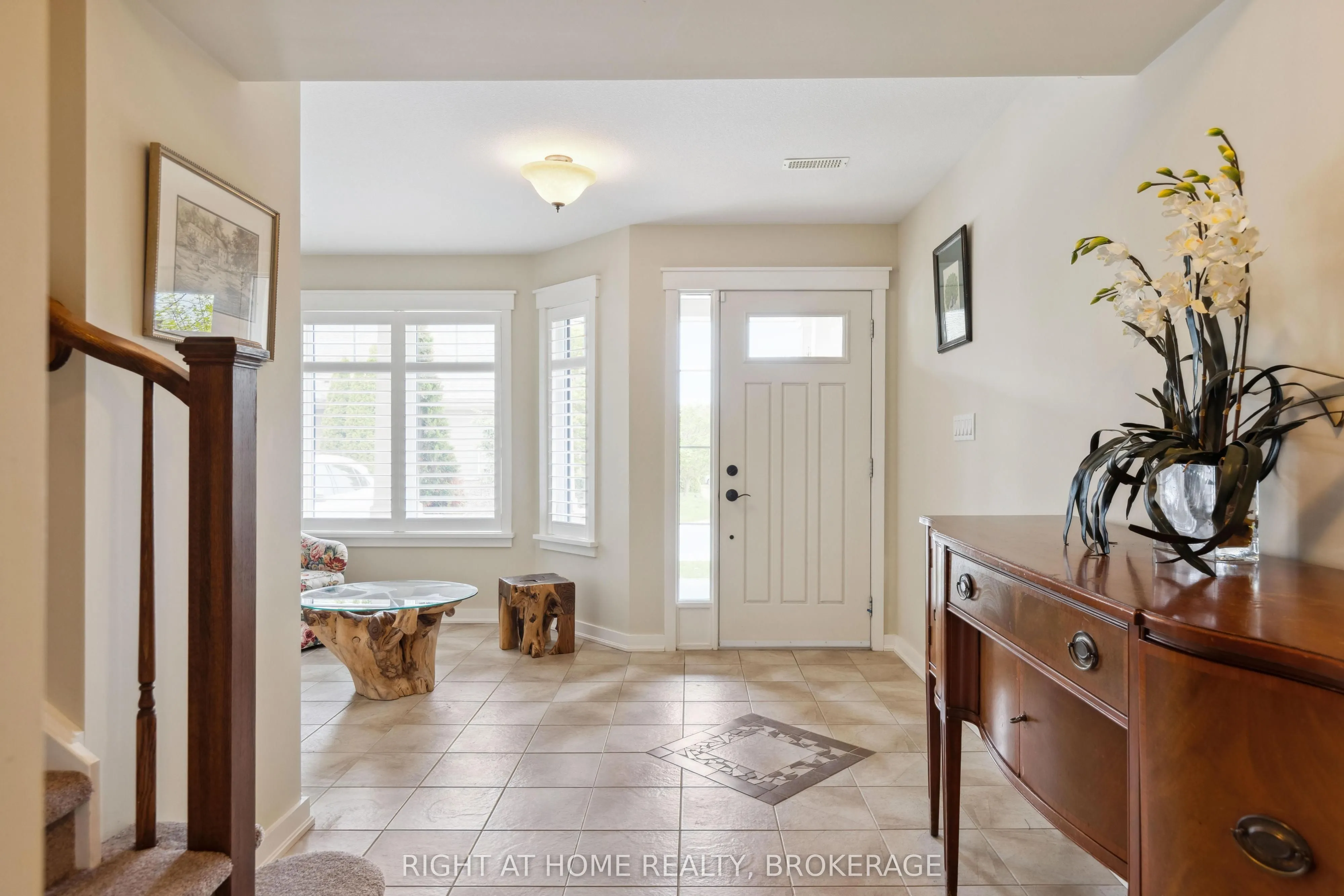 2880 King Street, #Unit 17